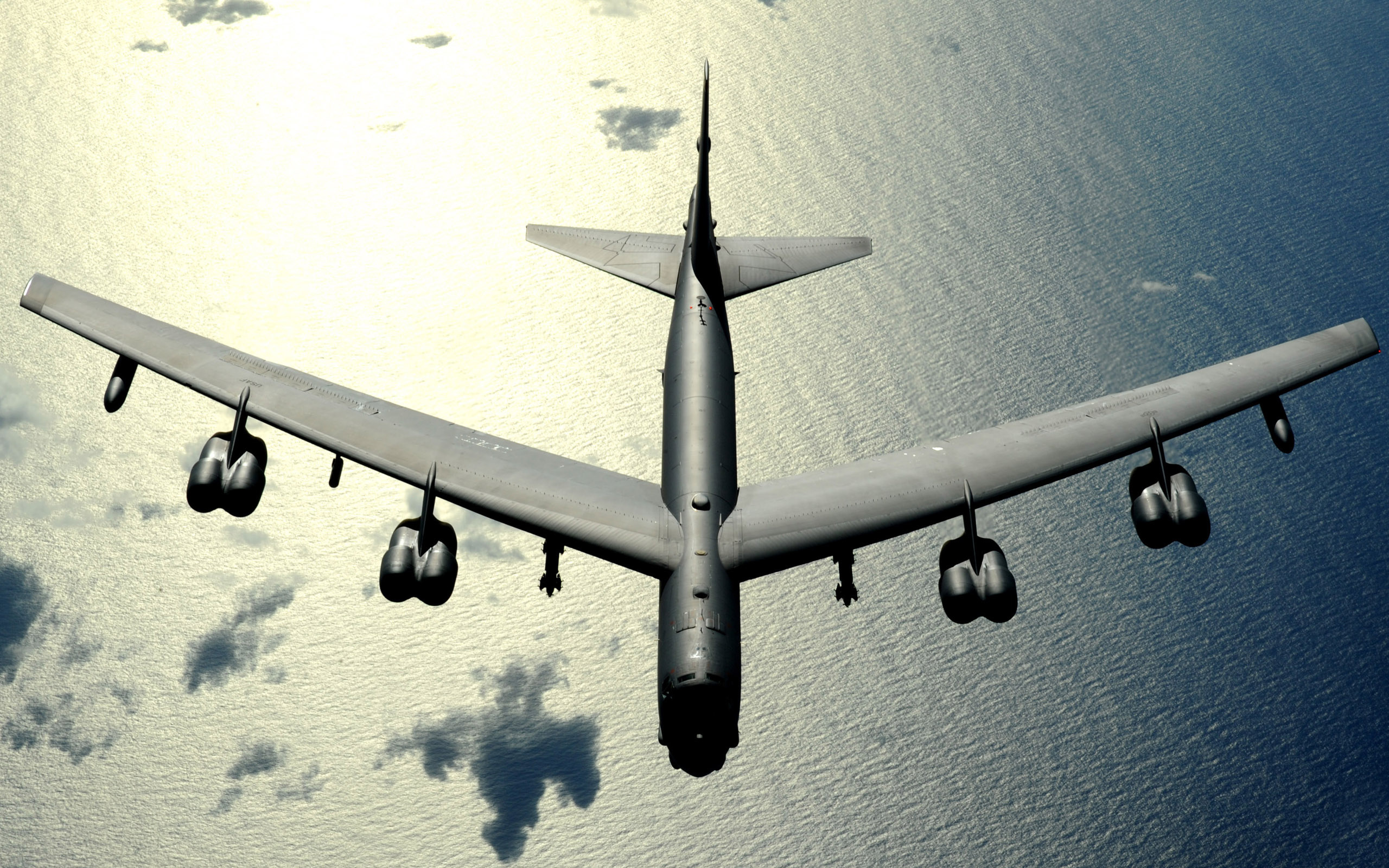 Boeing B-52, High-definition wallpaper, Strategic bomber, Powerful aircraft, 2560x1600 HD Desktop