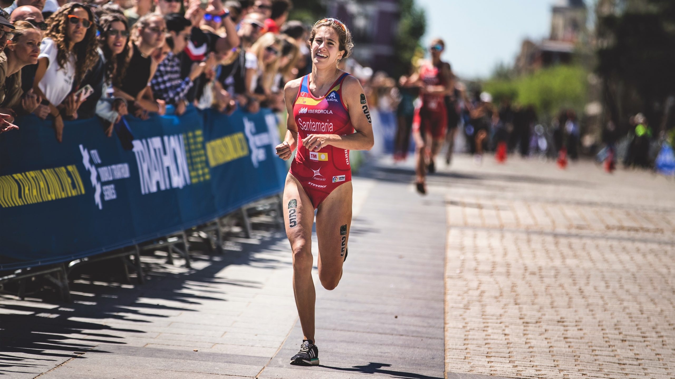 Marathon: Cecilia Santamaria Surroca, Coimbra Triathlon European Cup 2021, A long-distance running. 2560x1440 HD Wallpaper.