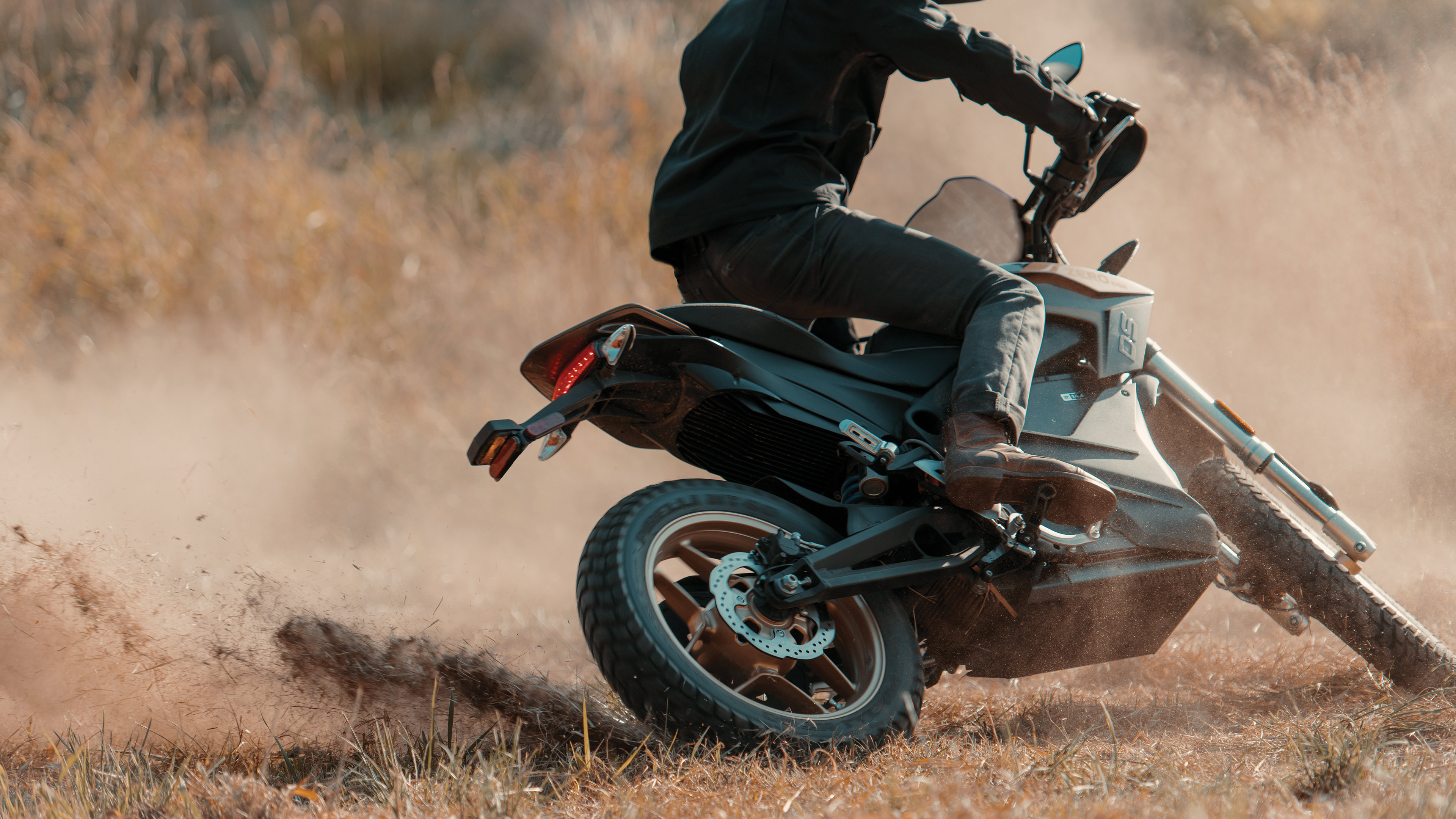 Zero DSR, Electronic throttle, Motorbike innovation, Efficient riding, 3840x2160 4K Desktop