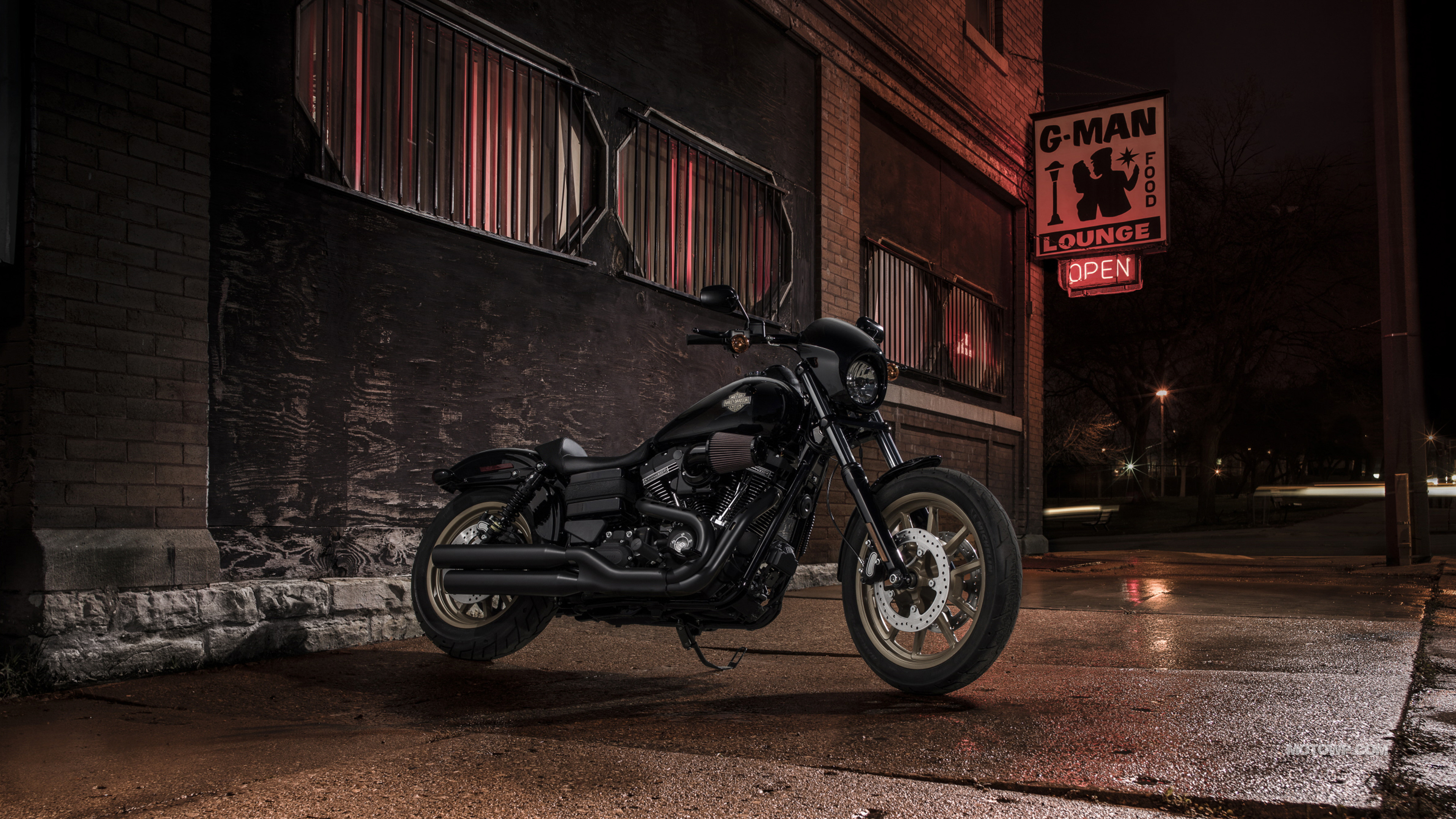 Harley-Davidson Low Rider, Iconic motorcycle, Classic American style, Smooth and powerful ride, 3840x2160 4K Desktop