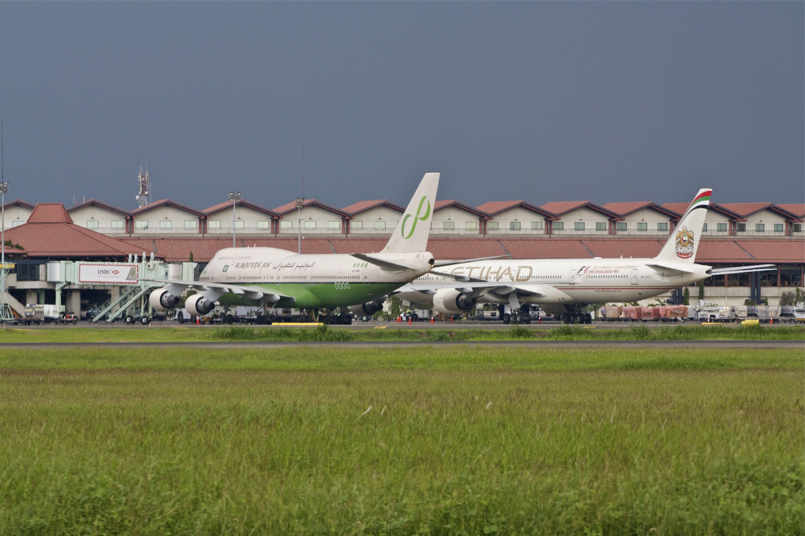 Soekarno-Hatta Airport, Jakarta, Travels, Thousand wonders, 3060x2040 HD Desktop