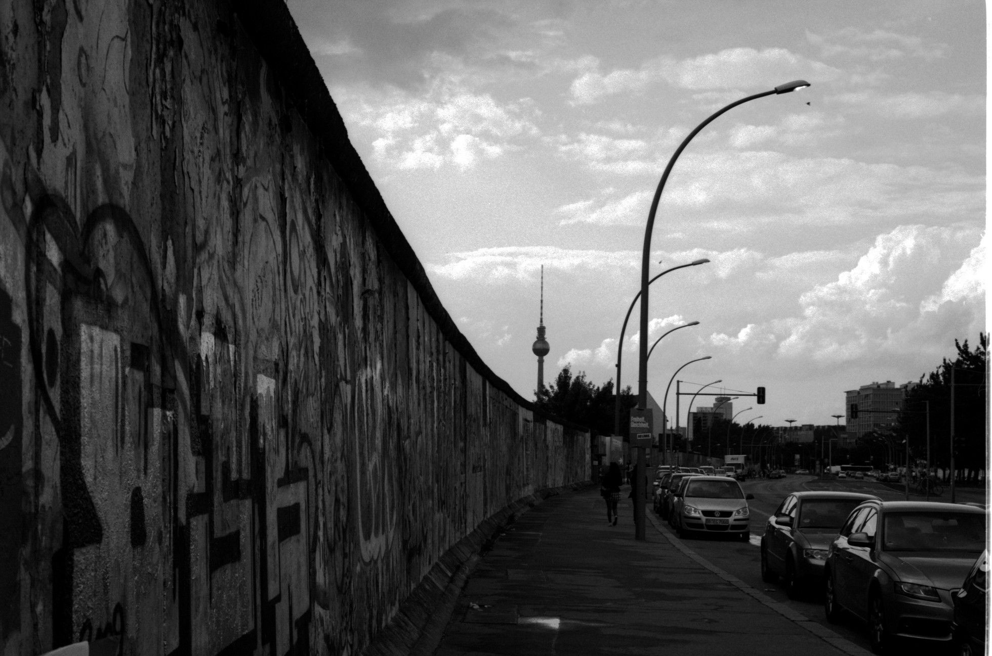 Berlin, Berlin wall, Top free, Backgrounds, 1960x1300 HD Desktop