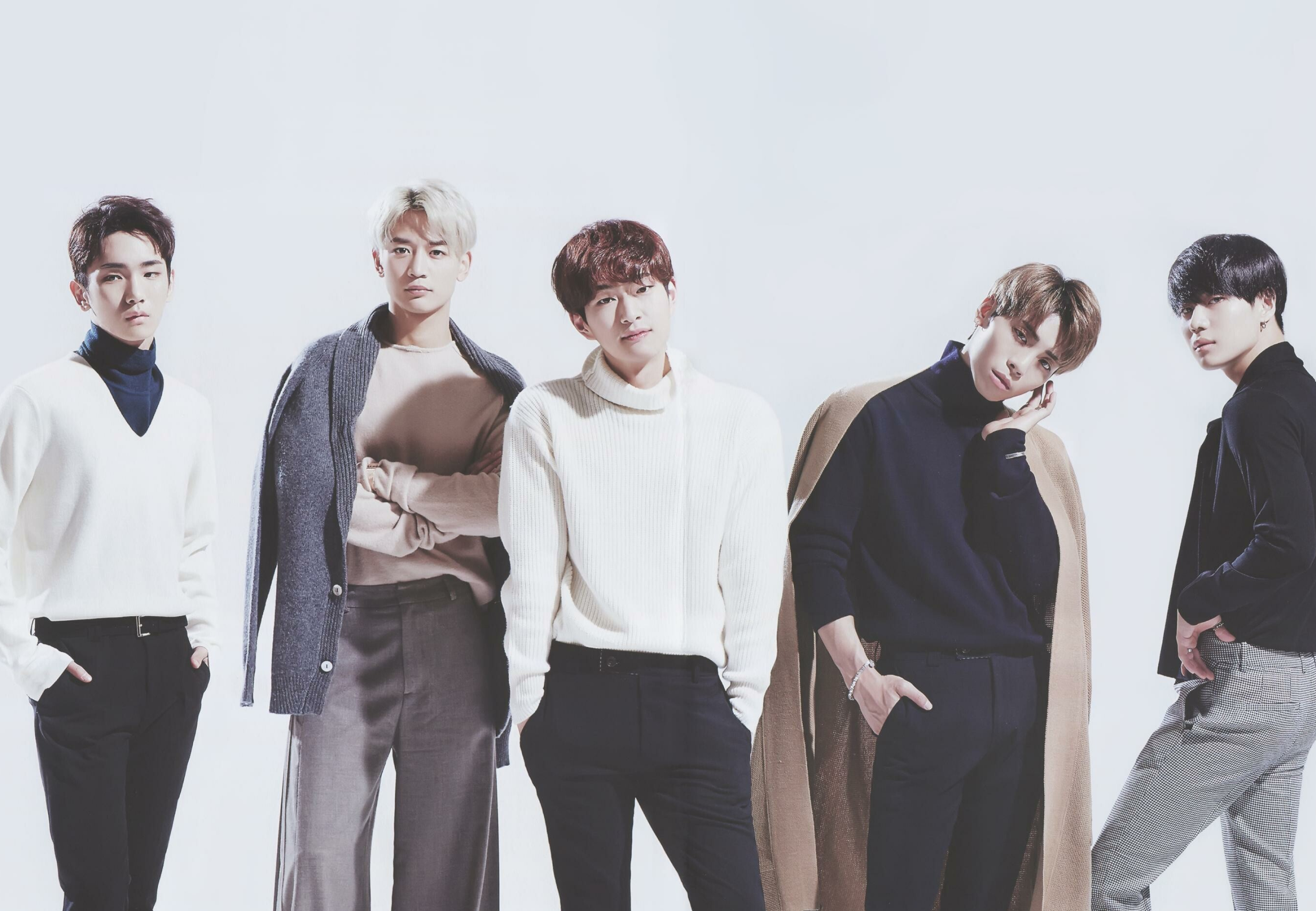 SHINee: A South Korean band known as the "Princes of K-pop". 3000x2080 HD Wallpaper.