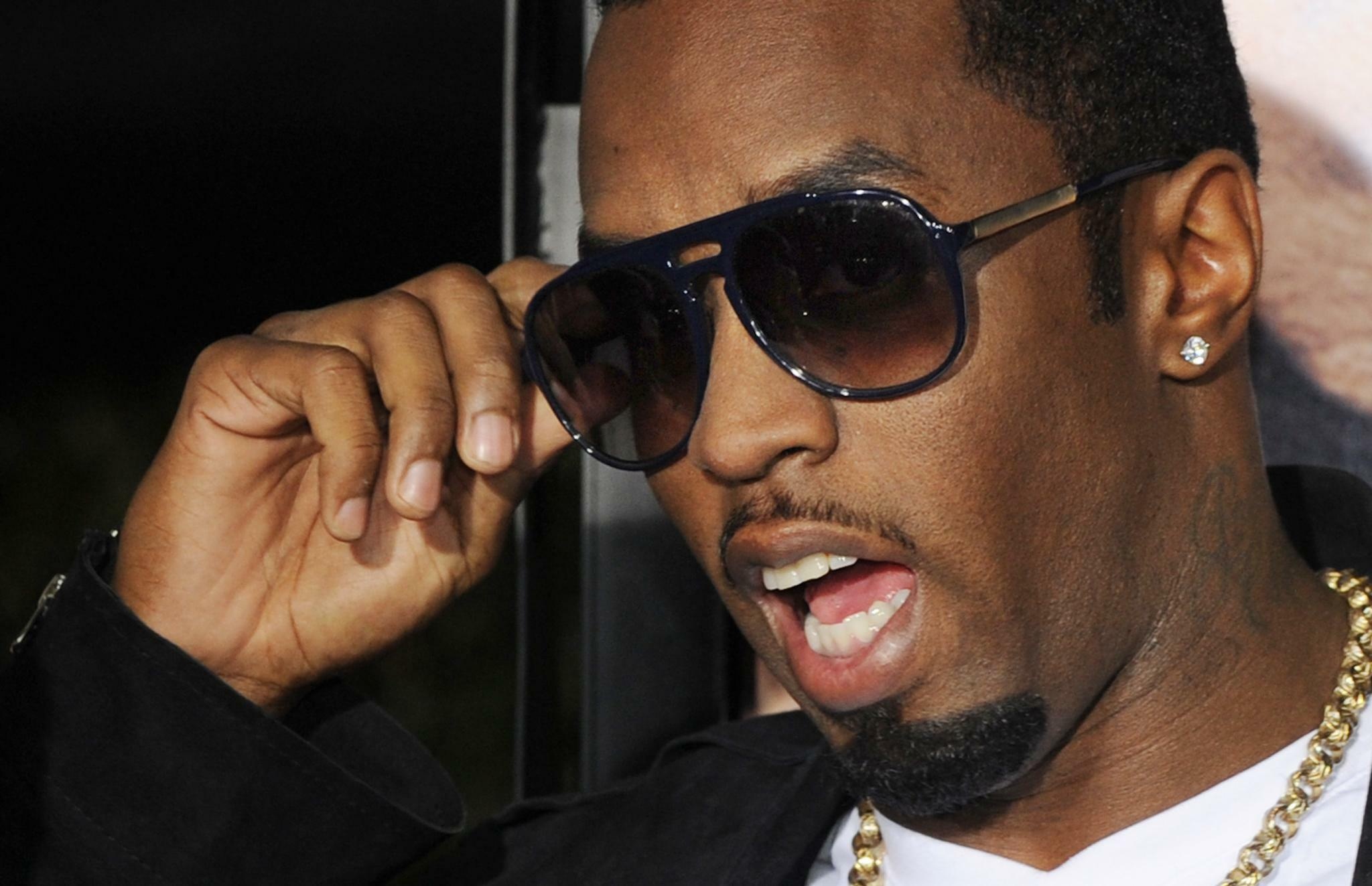 P. Diddy, US rapper, Puff Daddy arrested, Panorama society, 2050x1330 HD Desktop