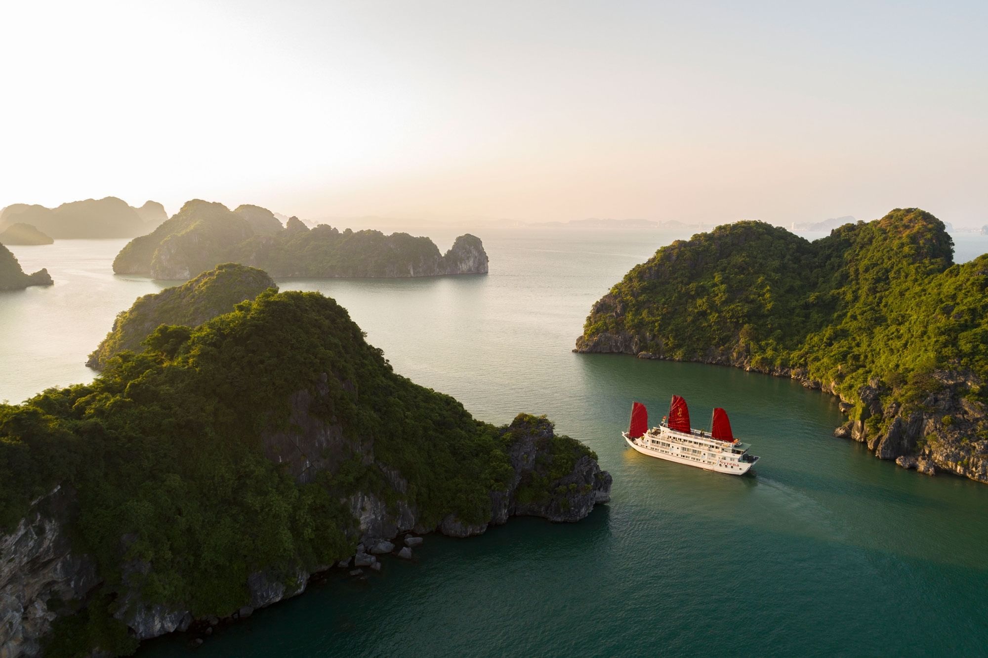 Halong Bay, Syrena cruise, Luxury experience, Vietnamese adventure, 2000x1340 HD Desktop