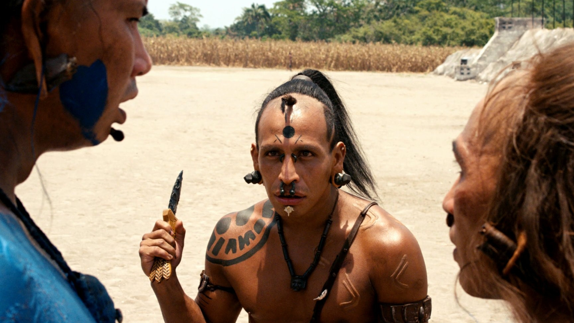Apocalypto: The last R-rated movie released under the Walt Disney banner. 1920x1080 Full HD Background.
