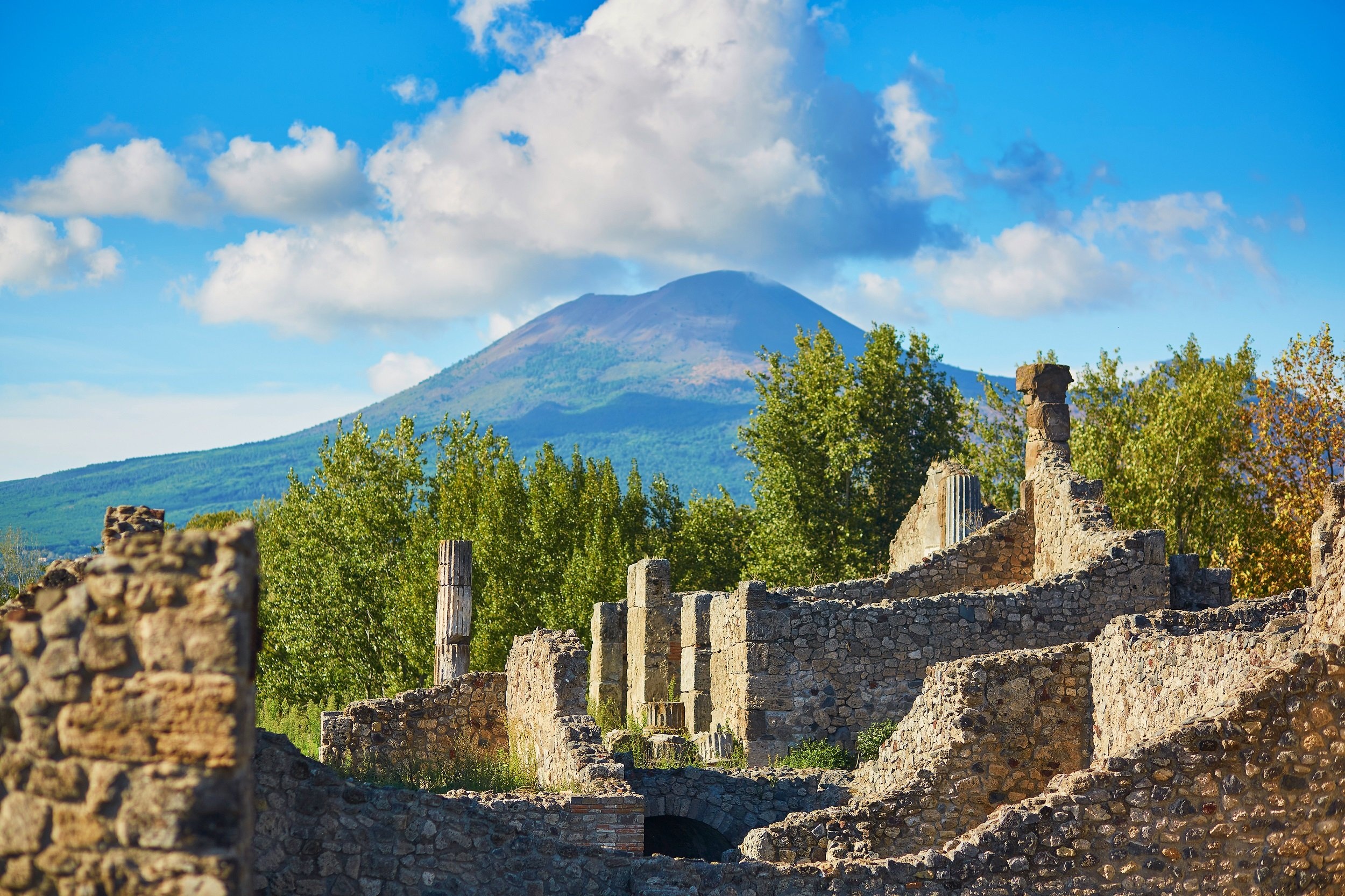 Mount Vesuvius, Ancient volcano, Pompeii's guardian, Scenic natural wonder, 2500x1670 HD Desktop