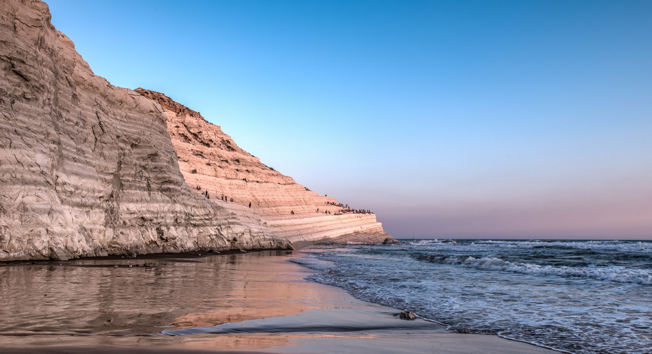 Scala dei Turchi Sicilia, Sicilian coastline, Stunning cliffs, Natural wonder, 2200x1200 HD Desktop