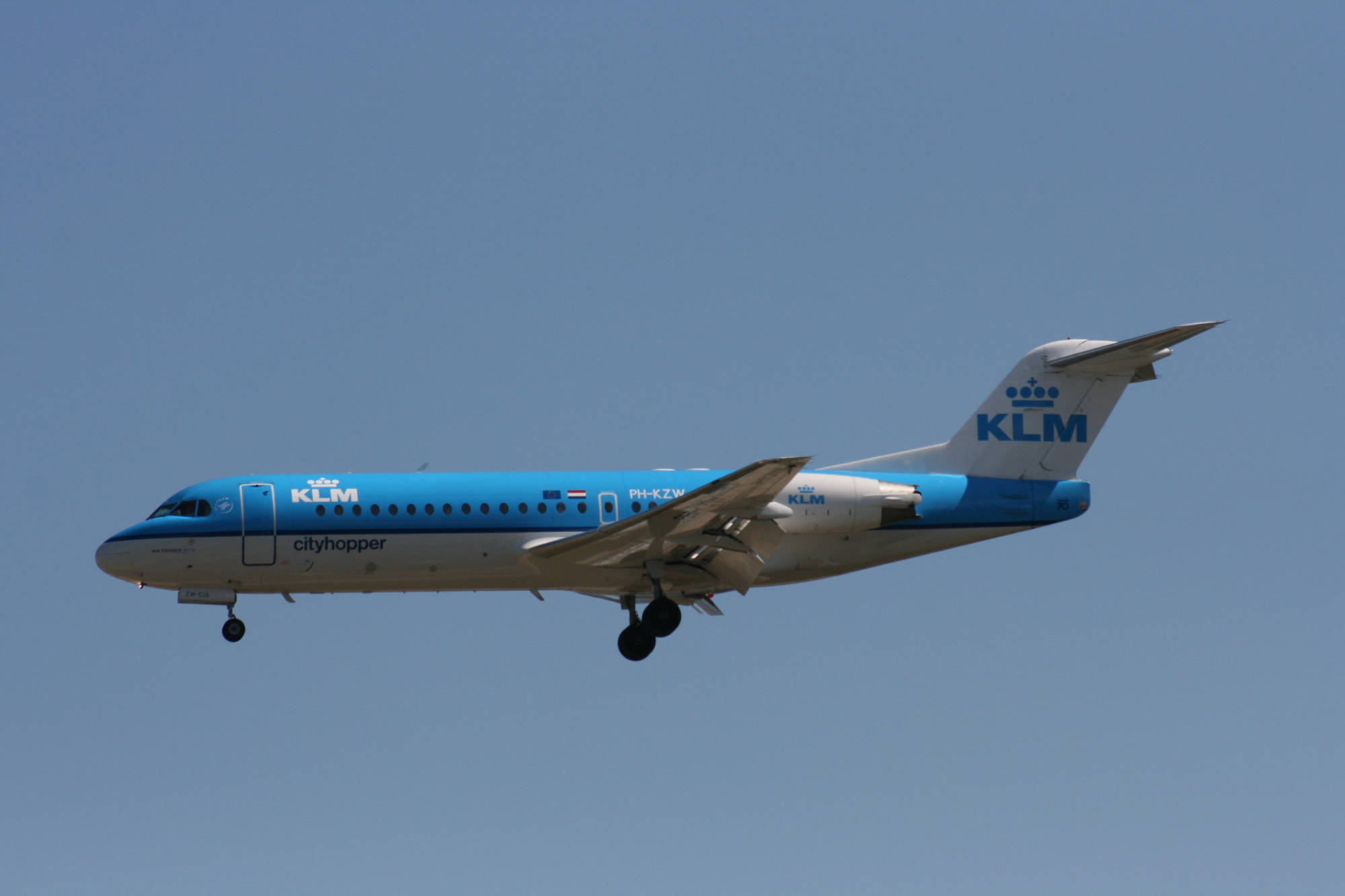 Klm, Fokker 70, Sky, landing, 2000x1340 HD Desktop