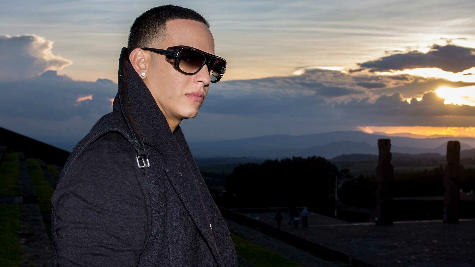 Daddy Yankee: He appeared in the 2008 video game Grand Theft Auto IV as the DJ of Radio San Juan Sounds. 1920x1080 Full HD Background.