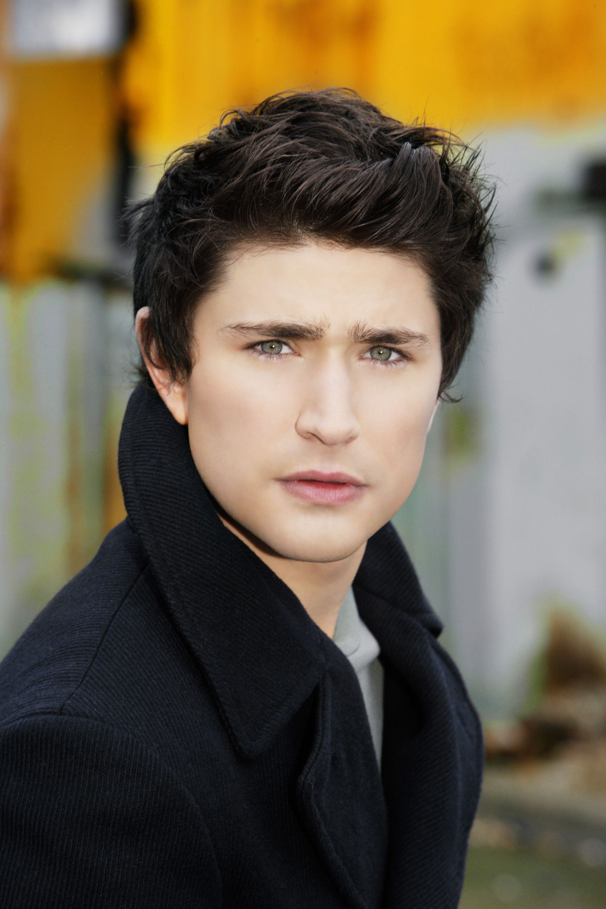 Kyle XY (TV Series): Matt Dallas, The protagonist, A teenage boy with no bellybutton and no memory of who he is. 2000x3000 HD Wallpaper.