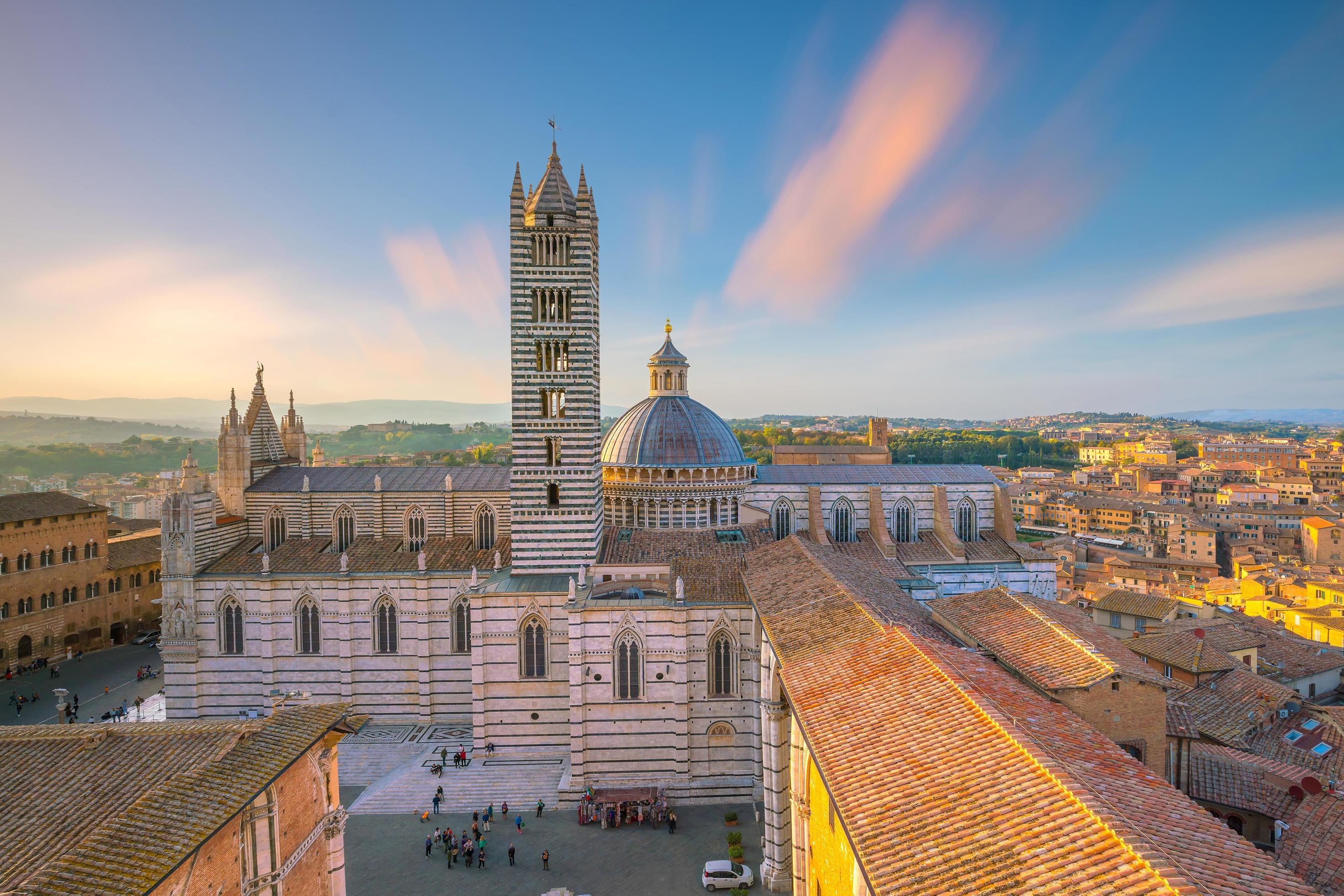 Siena Cathedral, Architectural splendor, Santa Maria Assunta, Italian heritage, 2940x1960 HD Desktop