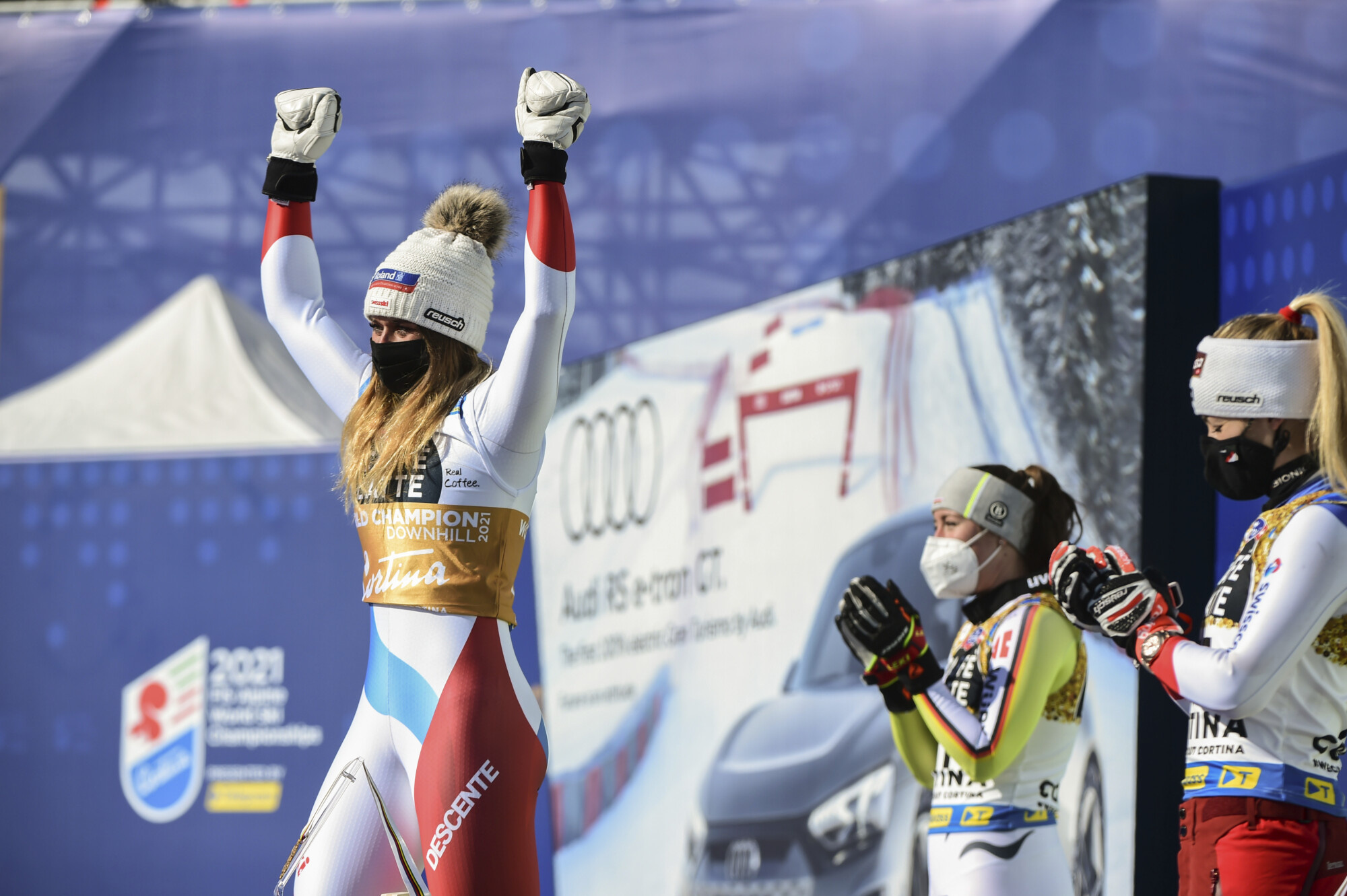 Corinne Suter, Gold medalist, Downhill victory, Skiing triumph, 2000x1340 HD Desktop