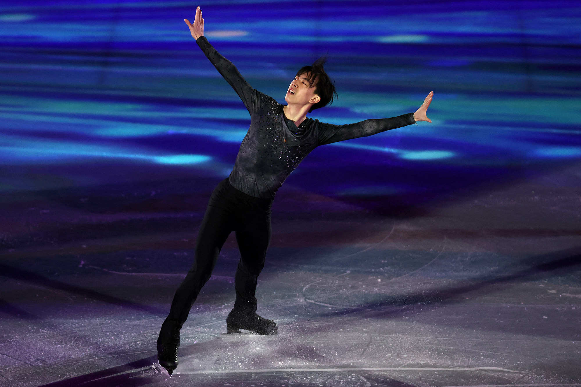 Vincent Zhou, Excluded from closing ceremony, Olympic disappointment, Unfortunate circumstance, 2000x1340 HD Desktop