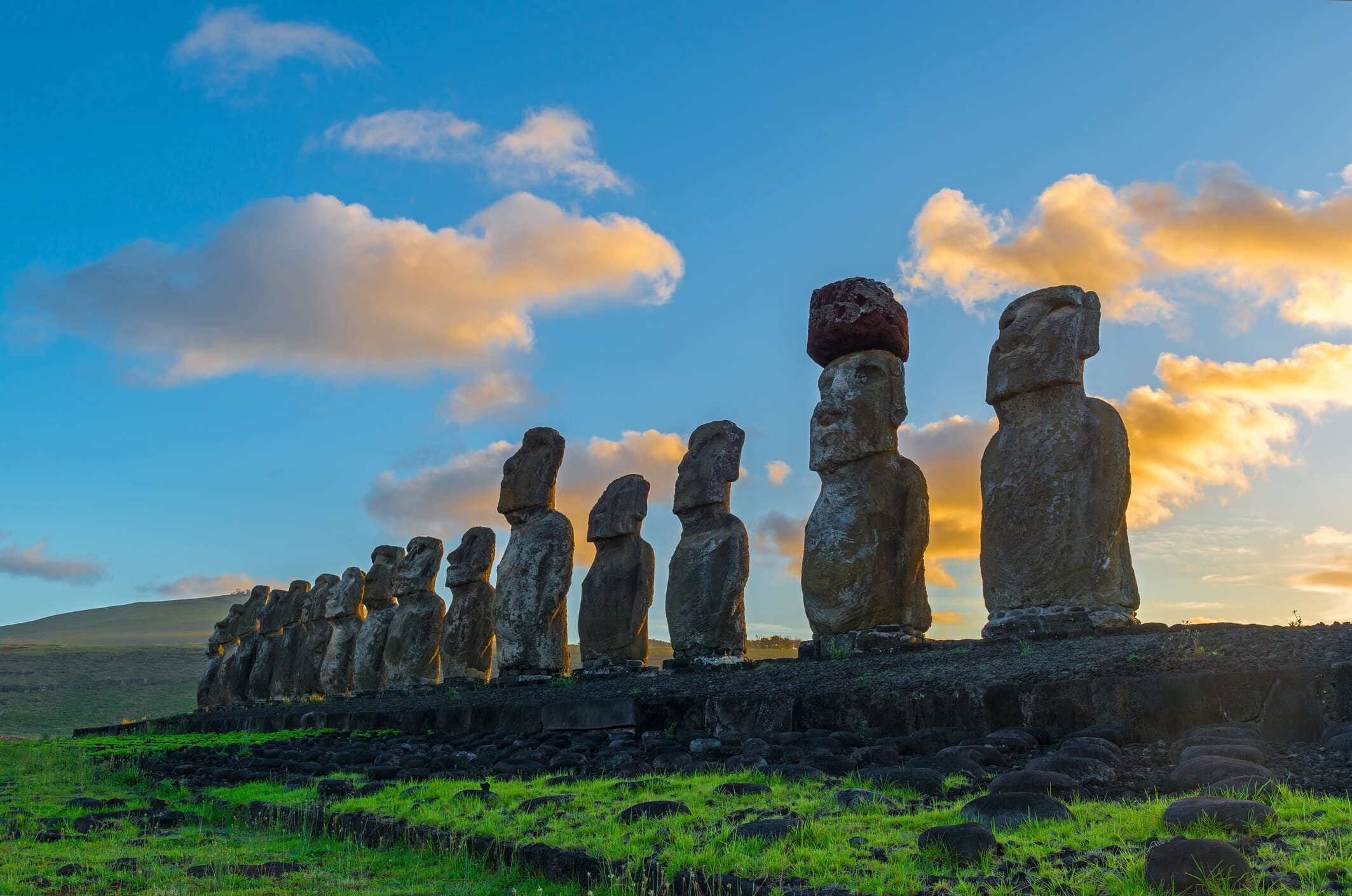 Moai: Easter Island, Rapa Nui statues, 13 statues carved from basalt. 2130x1410 HD Wallpaper.