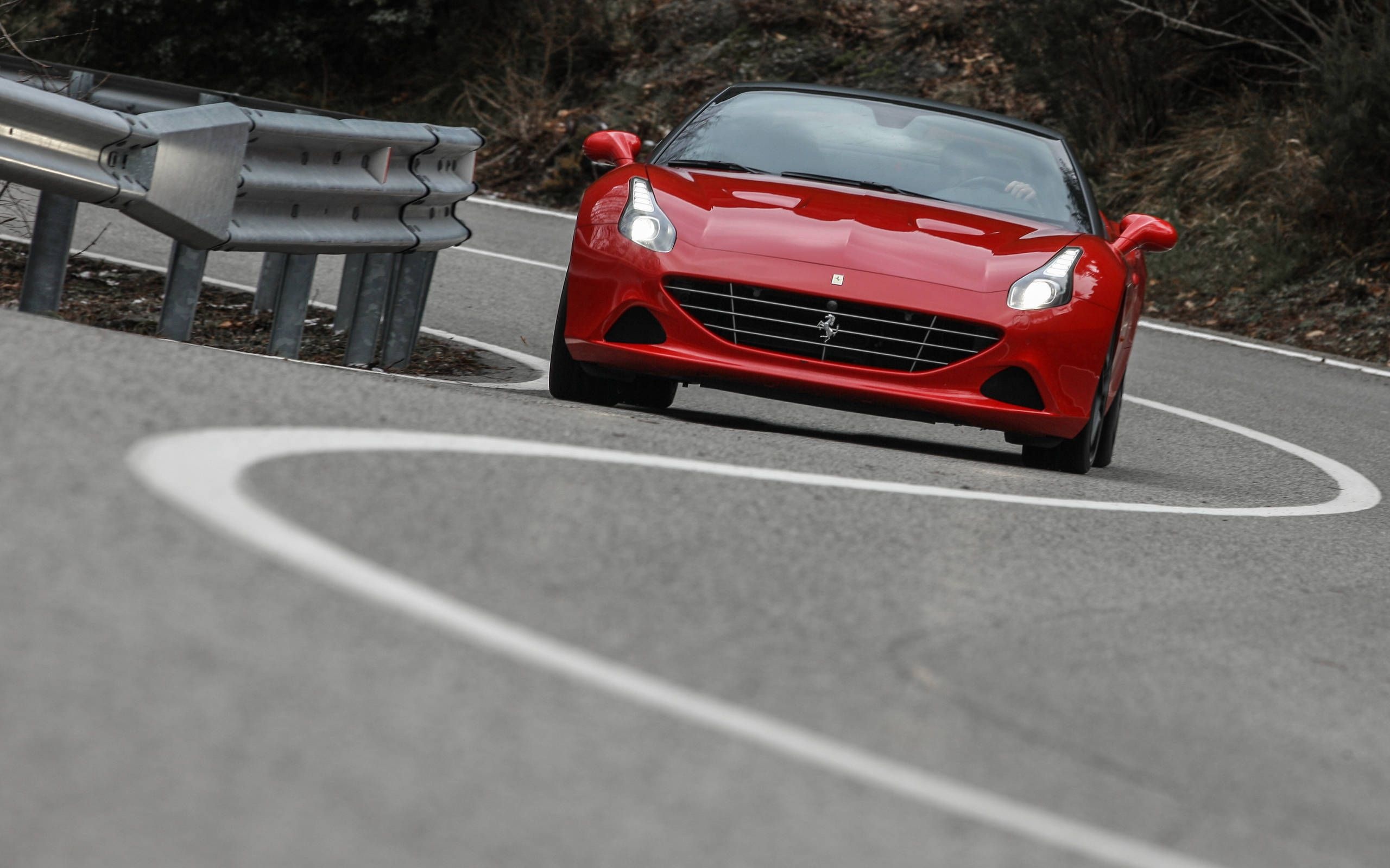 Ferrari California T, Auto luxury, Sleek design, Powerful performance, 2560x1600 HD Desktop