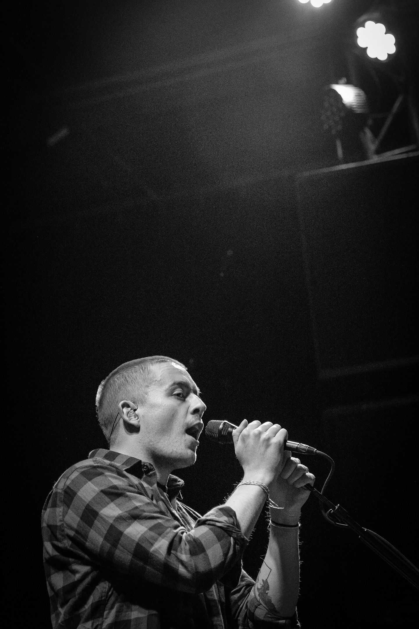 Dermot Kennedy Wallpaper Computer posted by Michelle Anderson 1440x2160