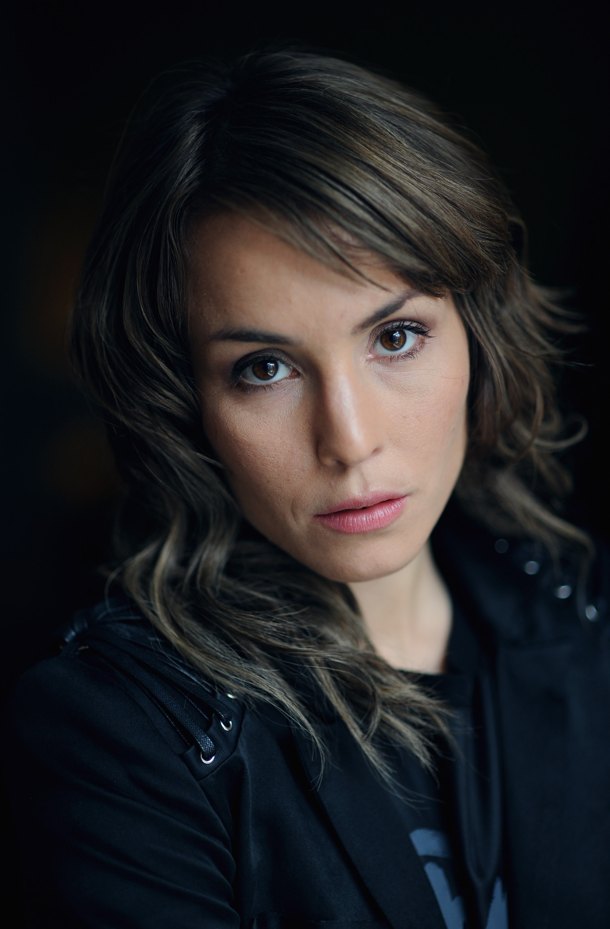 Noomi Rapace, Celebrity wallpaper, Striking images, Stunning high-definition, 1970x3000 HD Phone