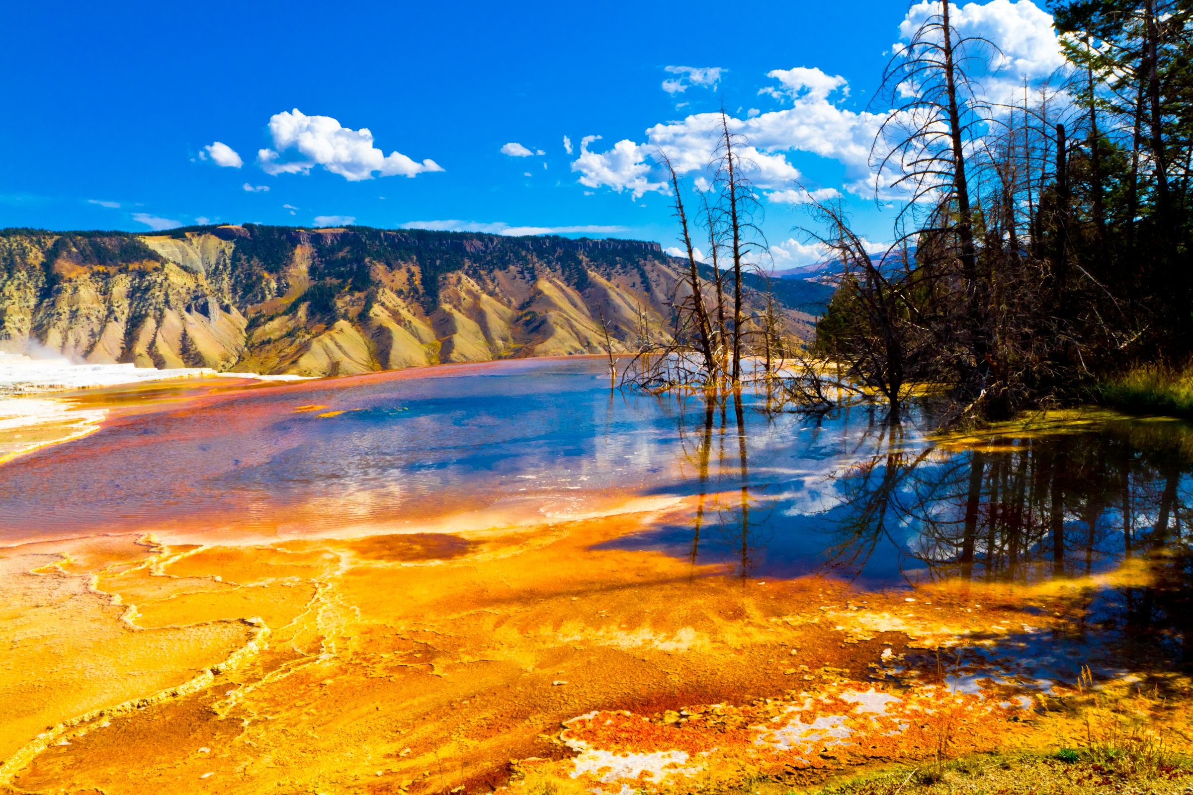 Yellowstone National Park, HD wallpapers, Nature's masterpiece, Visual delight, 2400x1600 HD Desktop