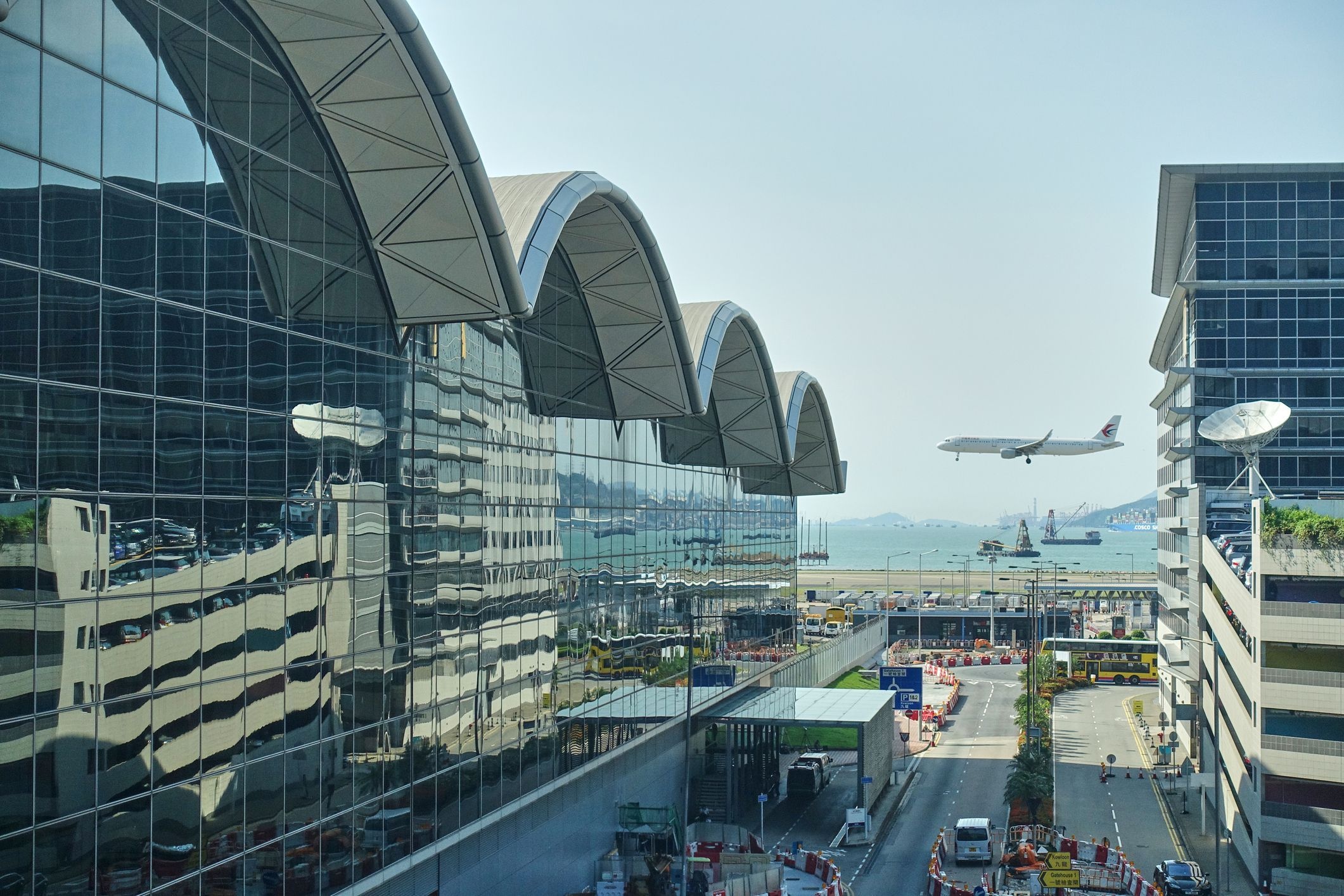 Hong Kong International Airport, Airport guide, Travel destinations, Changi Airport, 2130x1420 HD Desktop