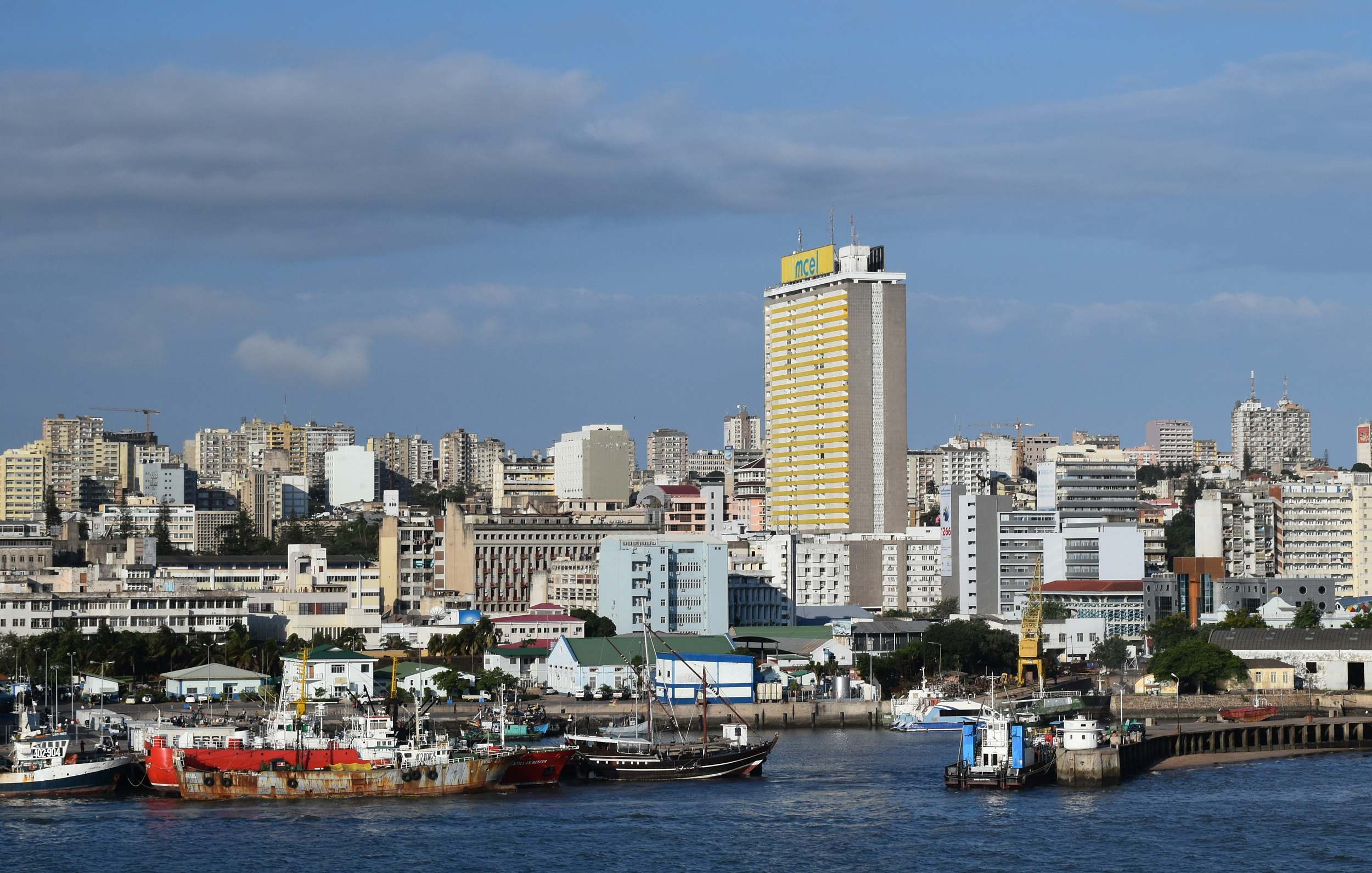 Maputo, Mozambique capital, Vibrant city life, Cultural hub, African charm, 2500x1600 HD Desktop