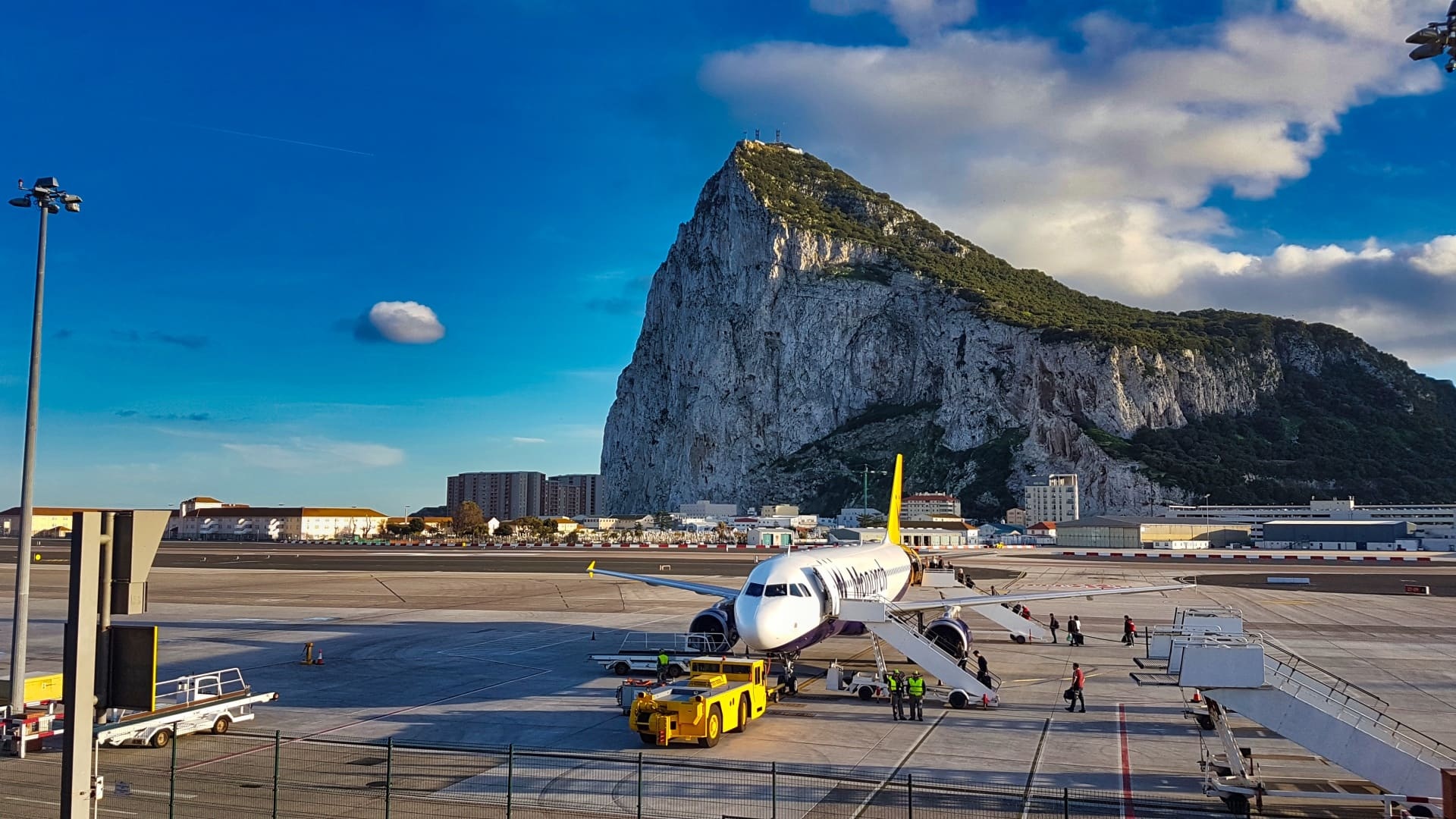 Calpe lounge, Gibraltar airport, Priority pass, Travel review, 1920x1080 Full HD Desktop