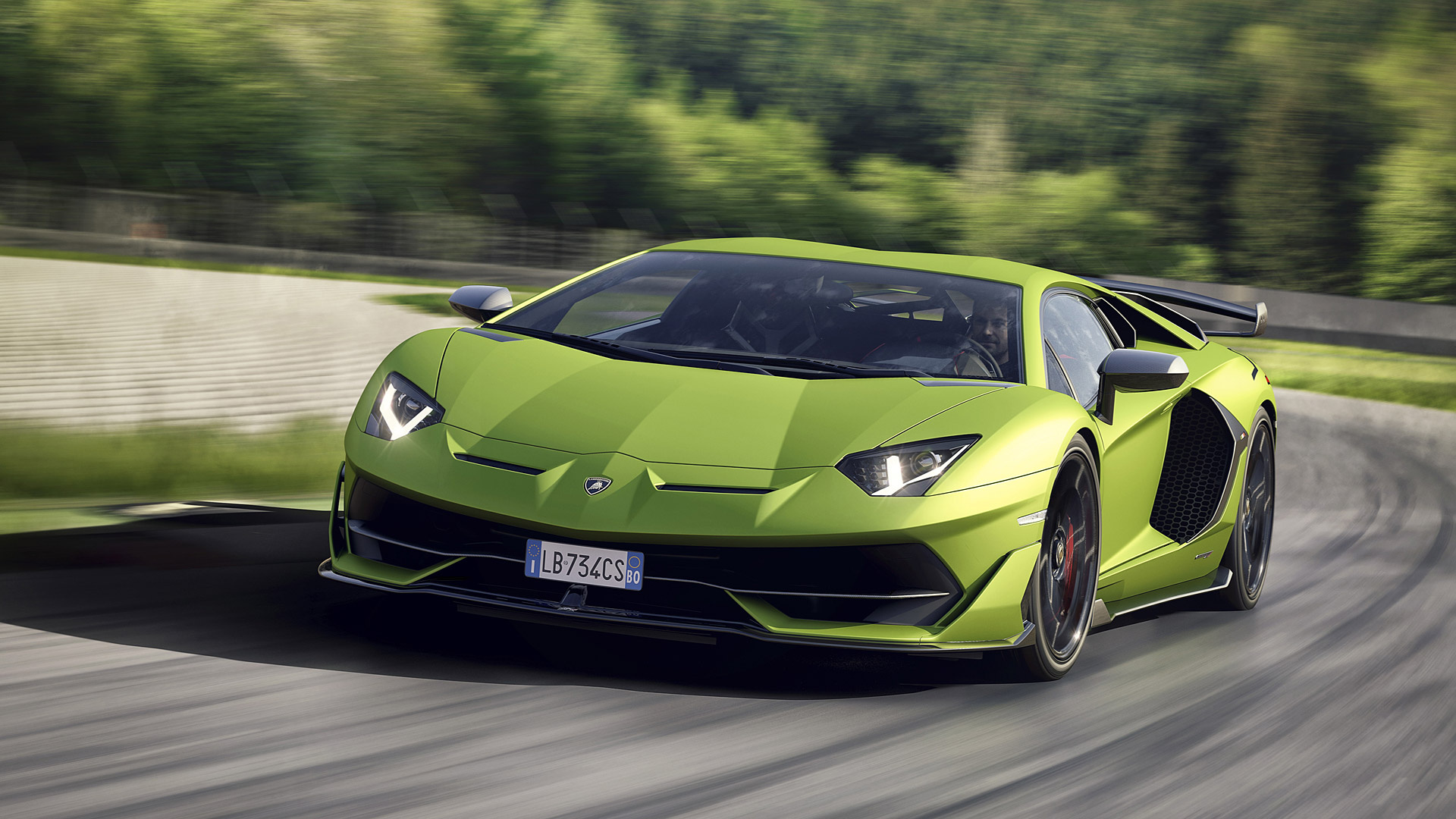Lamborghini Aventador, Vibrant green beauty, Striking presence, Iconic supercar, 1920x1080 Full HD Desktop