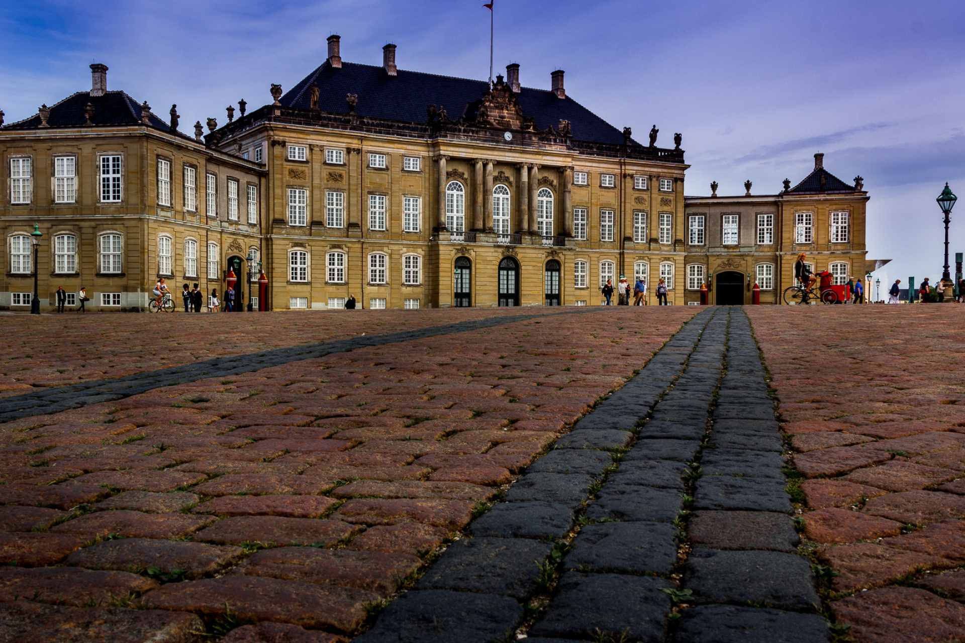 Amalienborg Palace, Copenhagen, Royal Residence, Danish History, 1920x1280 HD Desktop