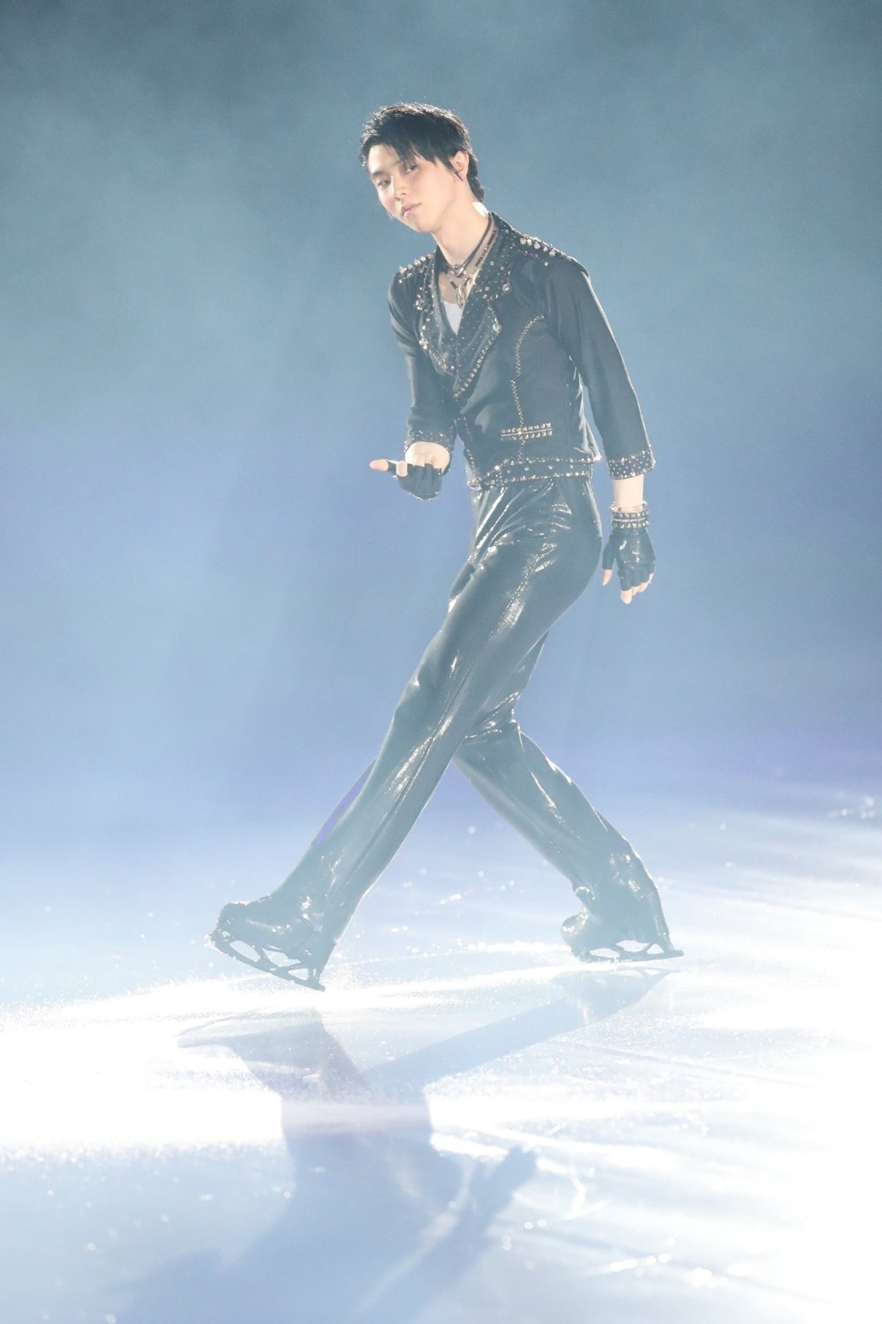 Yuzuru Hanyu, Random thoughts, Connecting with fans, Engaging with audience, 1280x1920 HD Handy