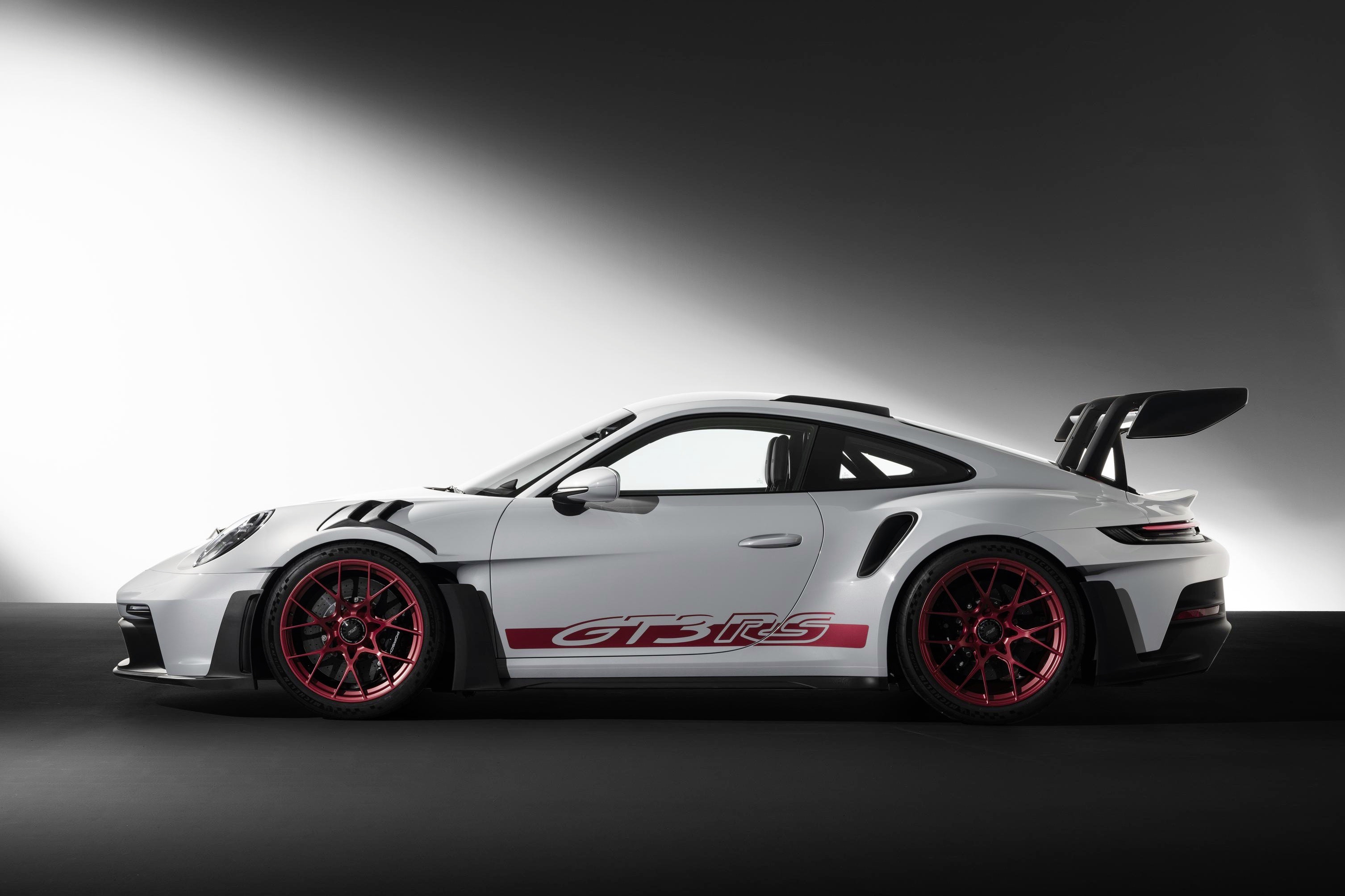Porsche 911, GT3 RS, New model, Car specifications, 3020x2010 HD Desktop