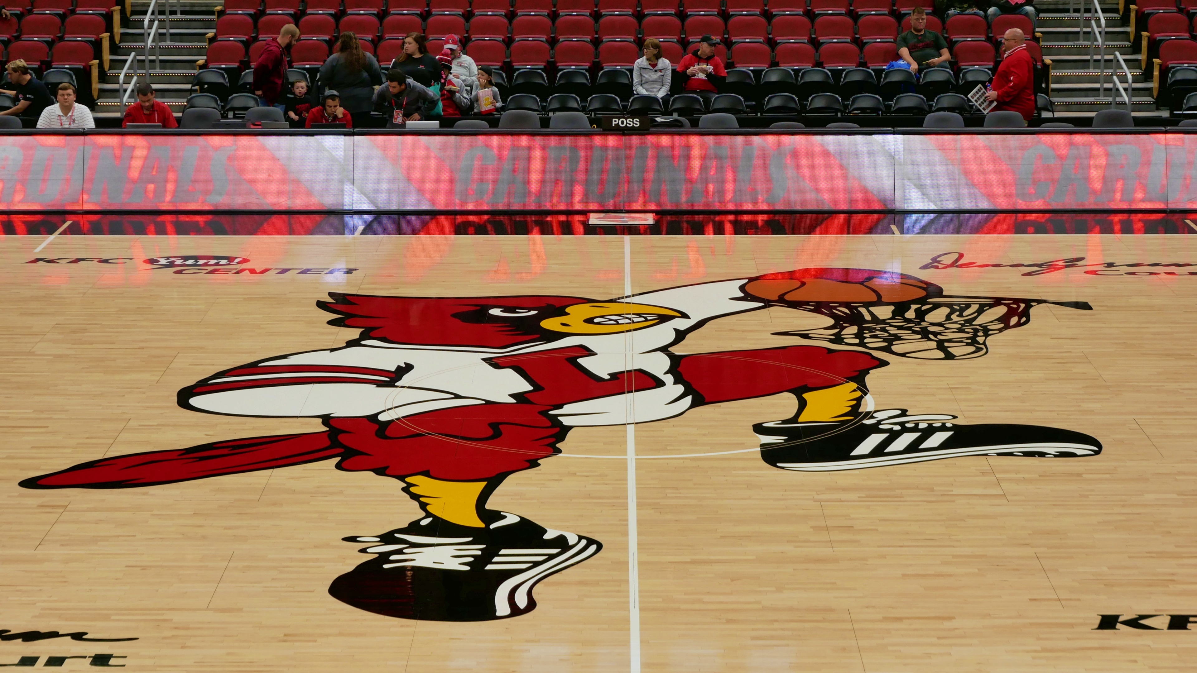 Louisville Cardinals, Mens basketball, Red-white scrimmage, Team spirit, 3840x2160 4K Desktop
