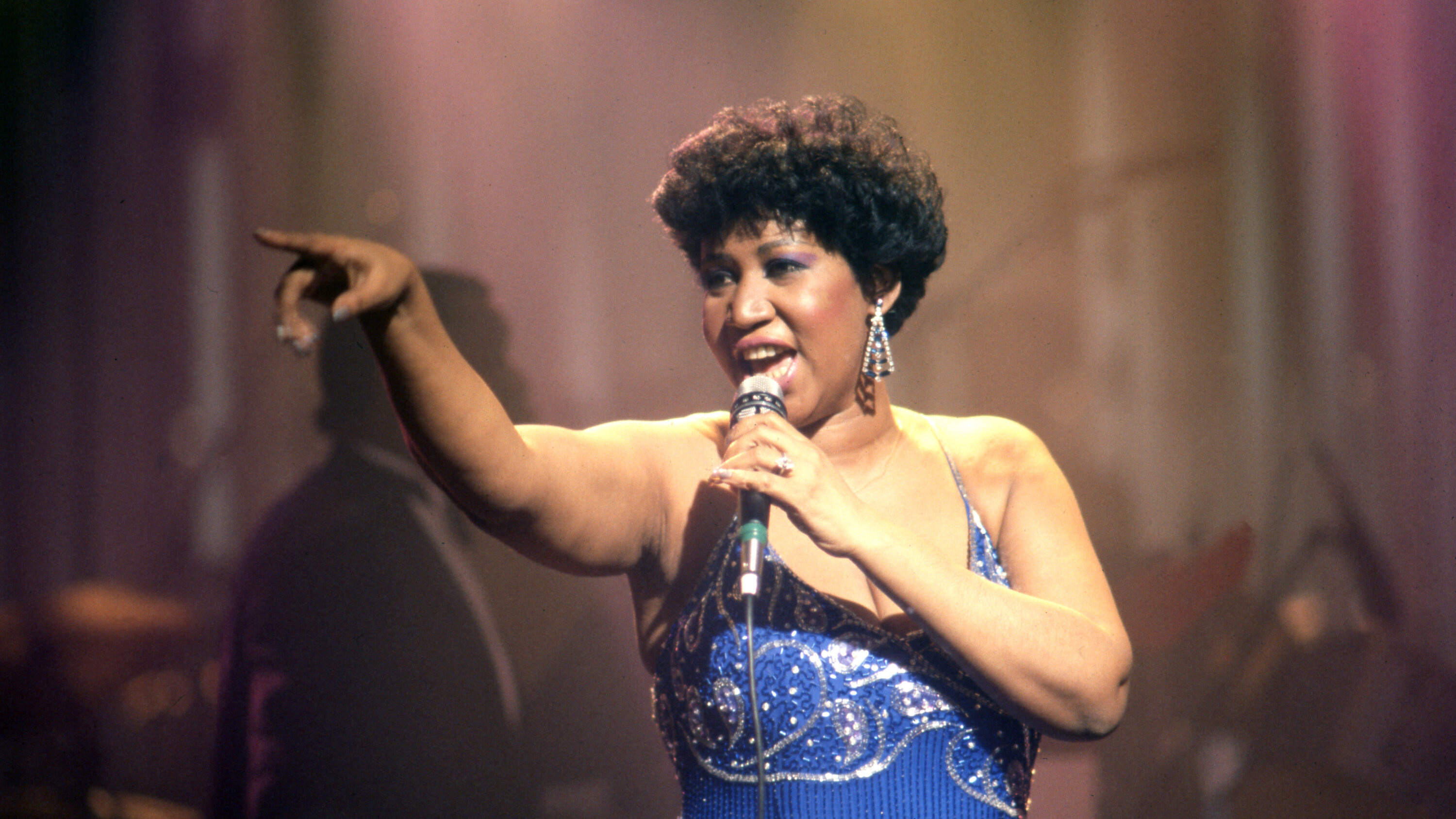 Aretha Franklin, Music icon, Back taxes deal, New York Times, 3000x1690 HD Desktop