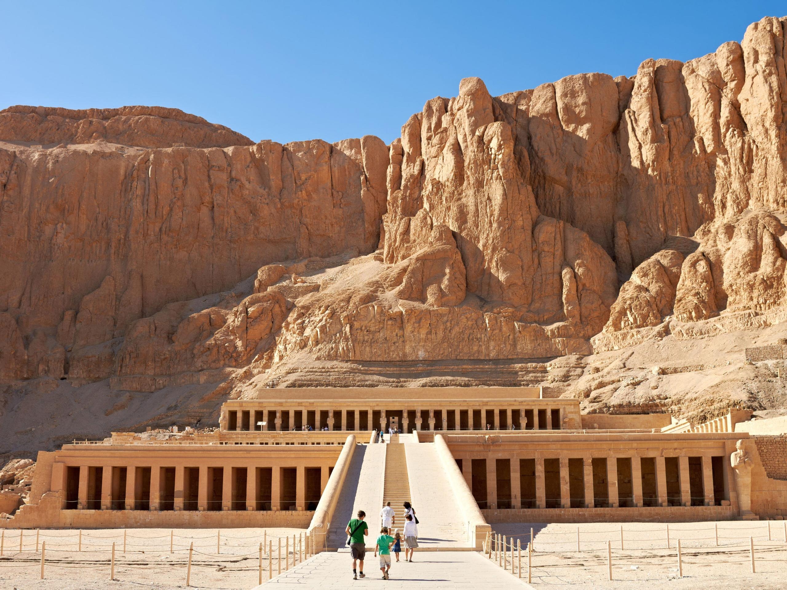 Luxor West Bank, Valley of the Kings, Hatshepsut Temple, Aswan, 2560x1920 HD Desktop