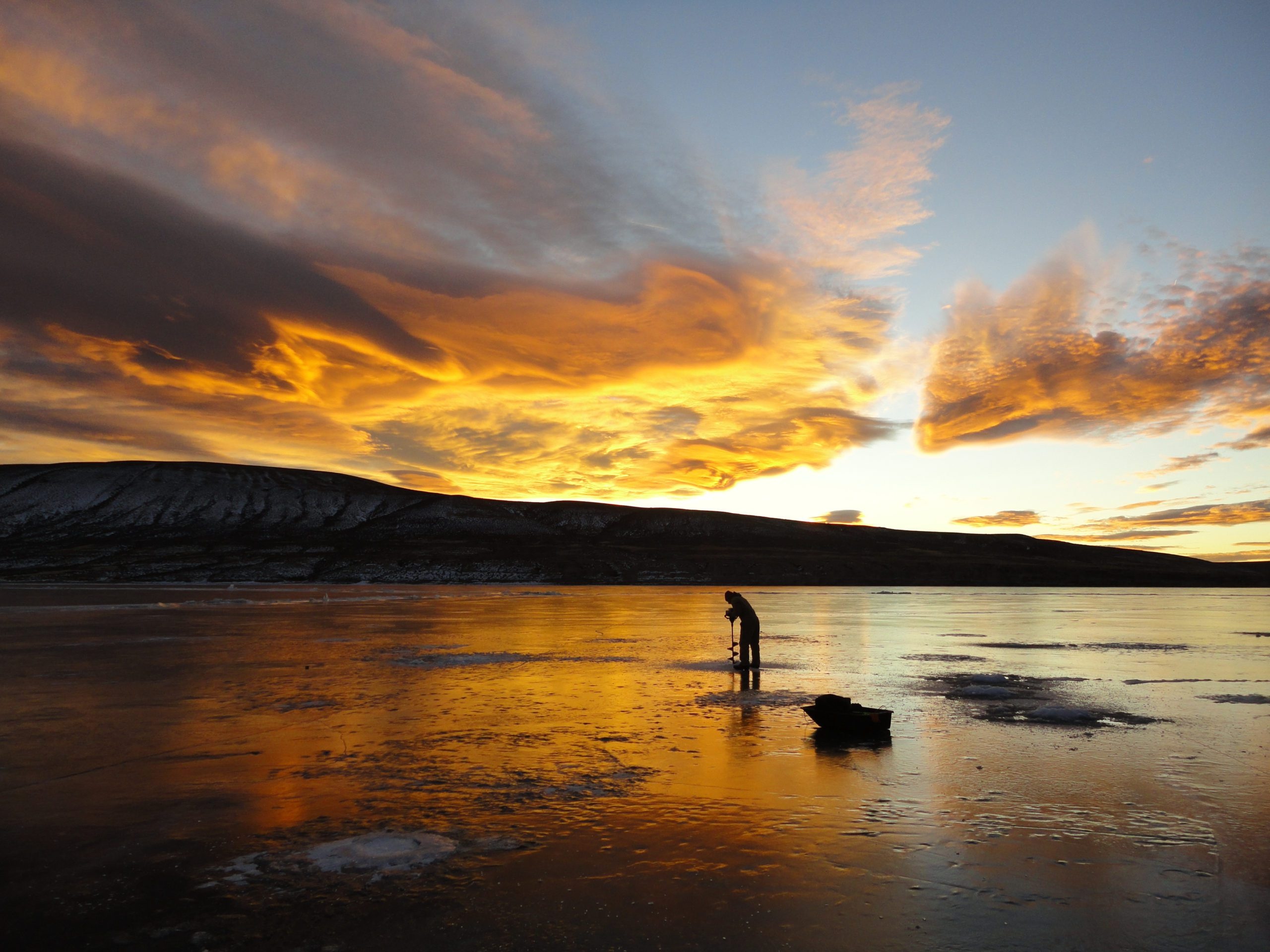 Sunset, Ice Fishing Wallpaper, 2560x1920 HD Desktop