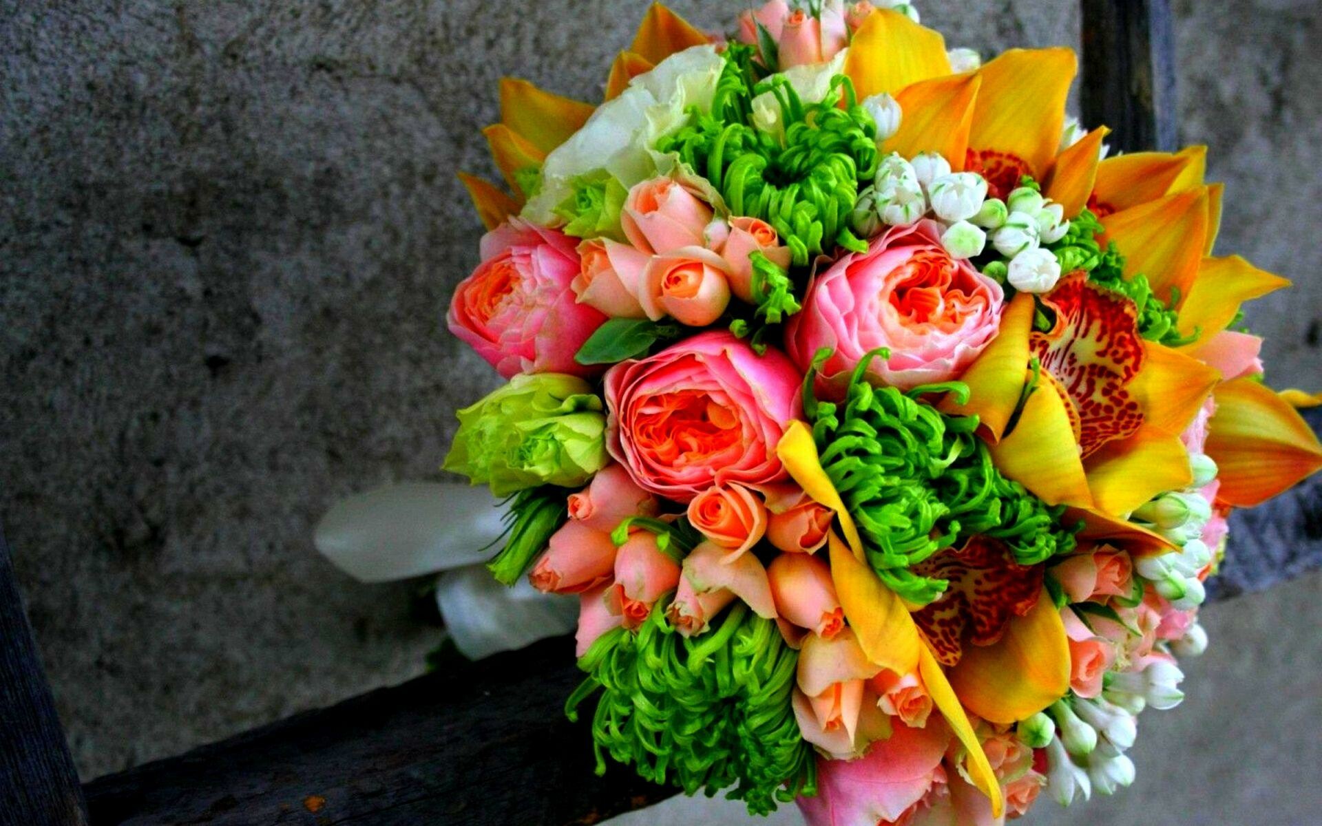Flower Bouquet: Nosegay, A bunch of flowers that are attractively arranged. 1920x1200 HD Background.