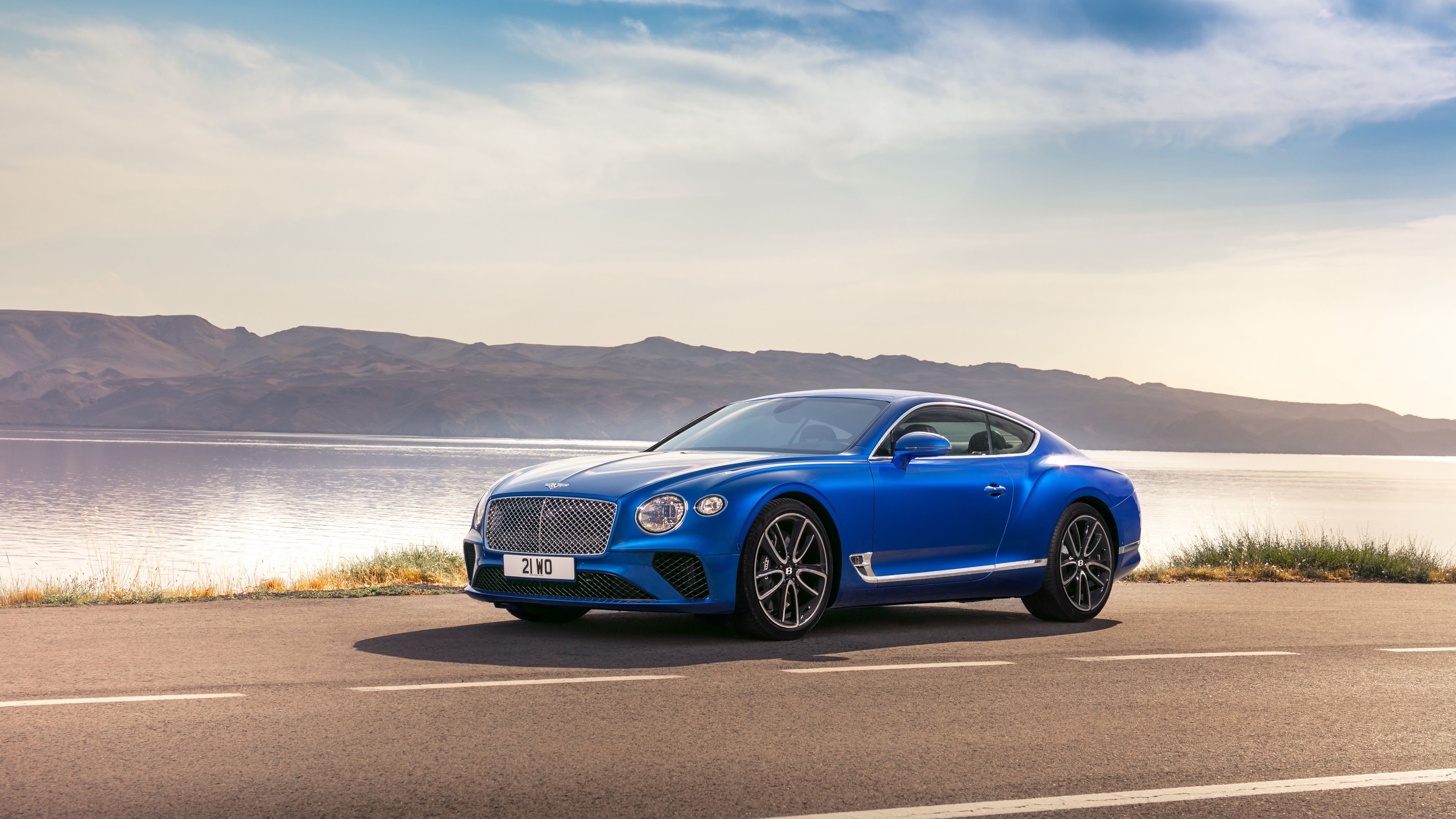 Bentley Continental, Classic GT model, High-definition wallpapers, Luxury car elegance, 3840x2160 4K Desktop