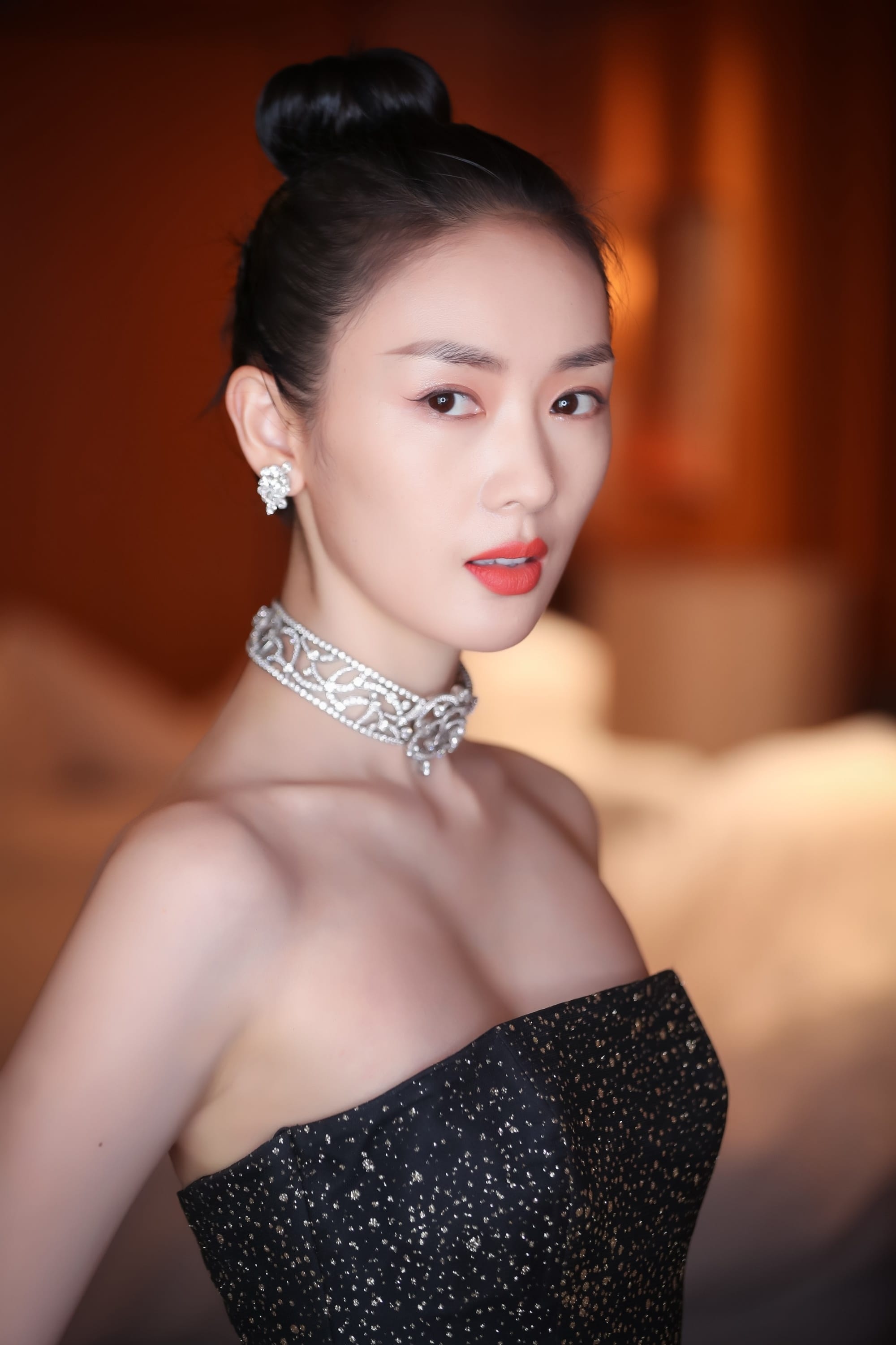 Yao Tong, Filmography, Chinese actress, Alter, 2000x3000 HD Handy