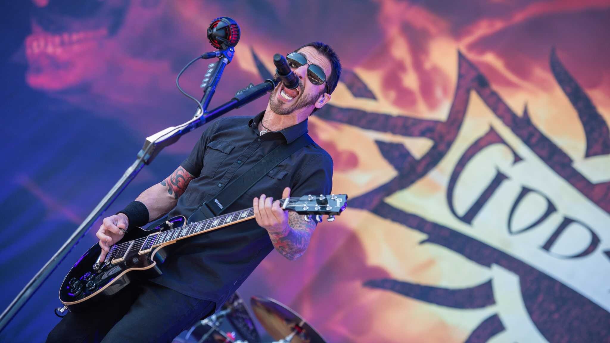 Godsmack: Founder, frontman and songwriter Sully Erna, An American nu-metal band. 2050x1160 HD Background.