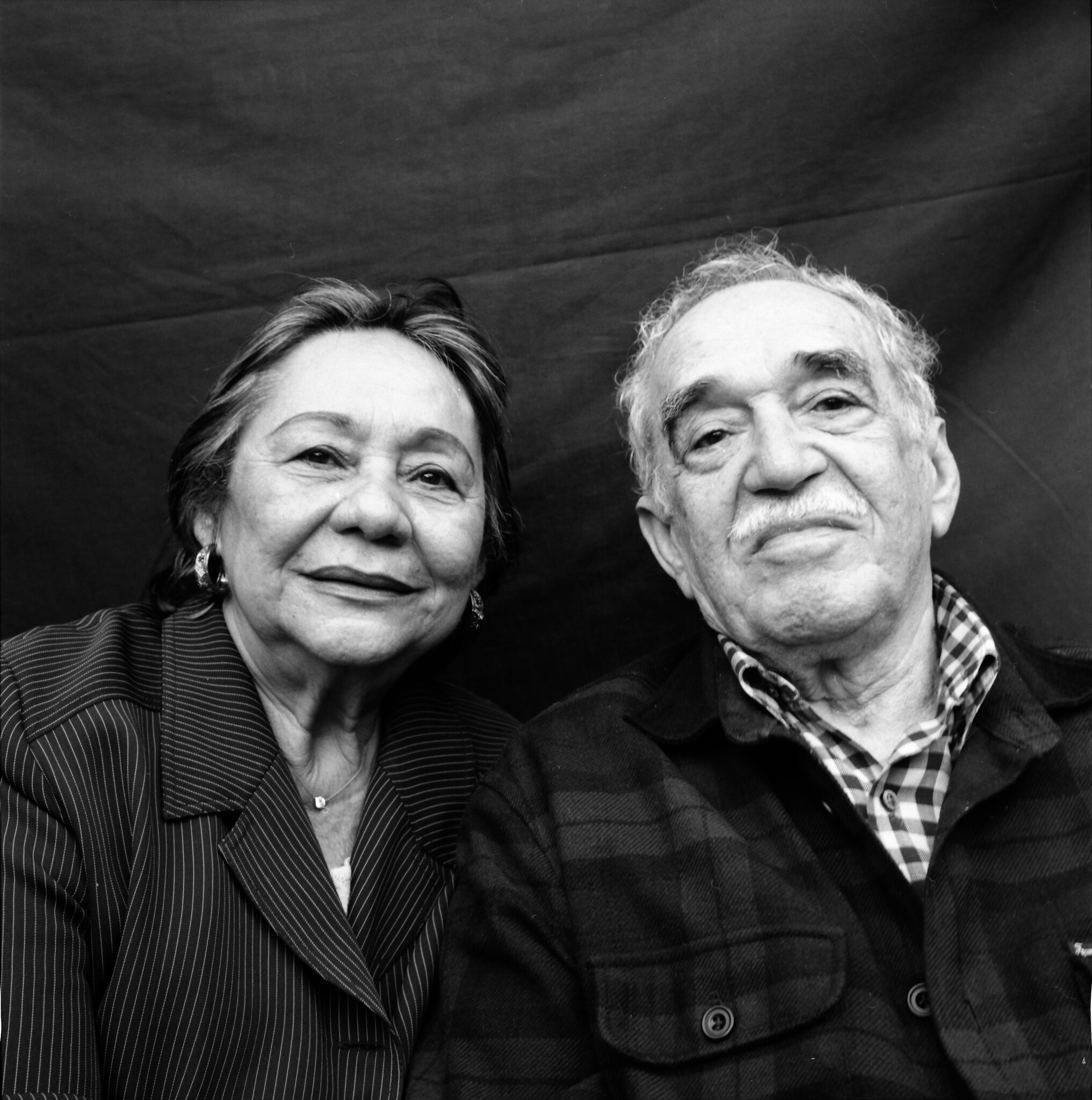 Gabriel Garcia Marquez, Mercedes Barcha's passing, Marquez's muse, New York Times, 2040x2050 HD Phone