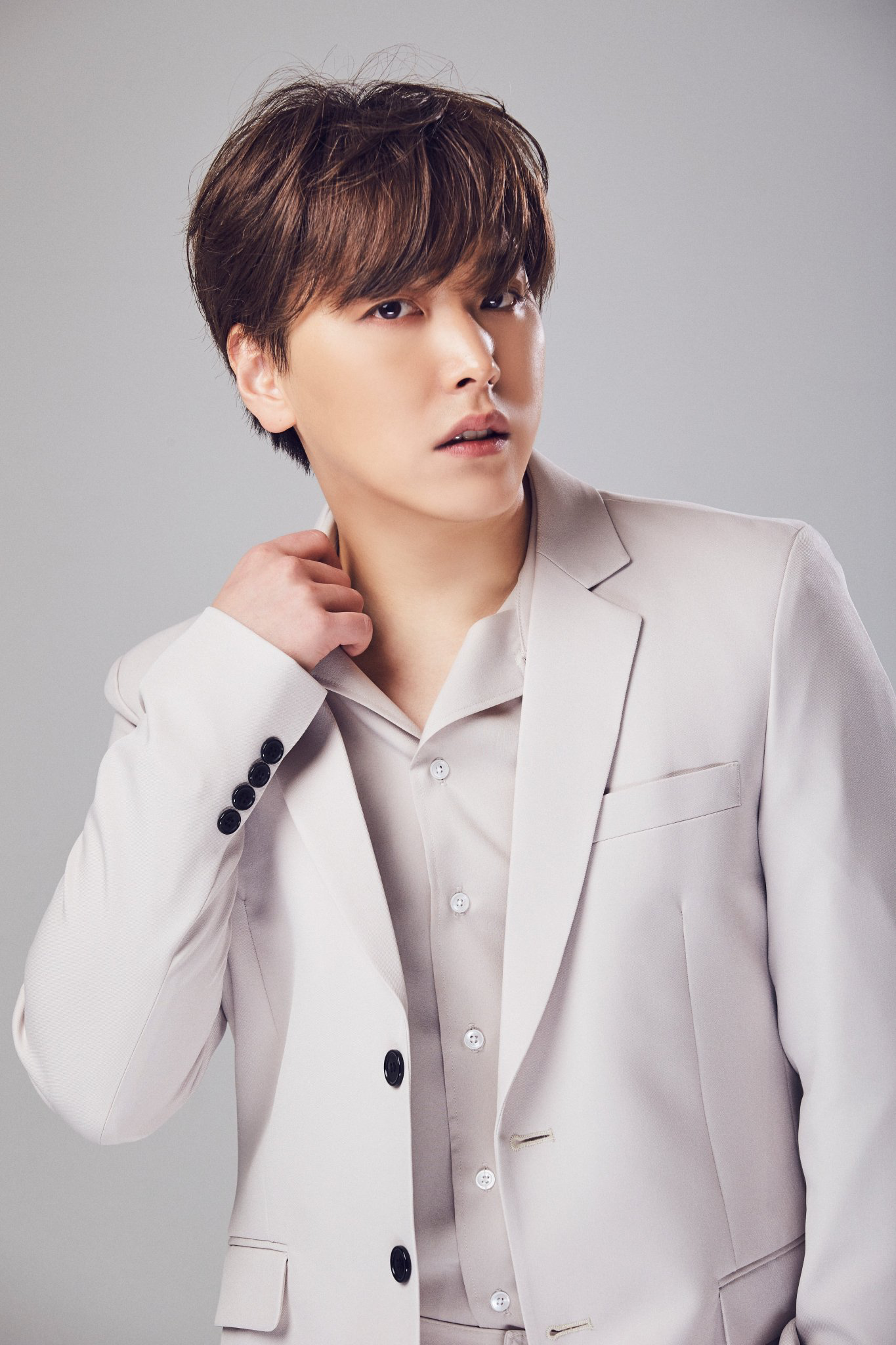 Lee Sungmin, Super Junior member, Musical actor, Hallyu, 1370x2050 HD Handy