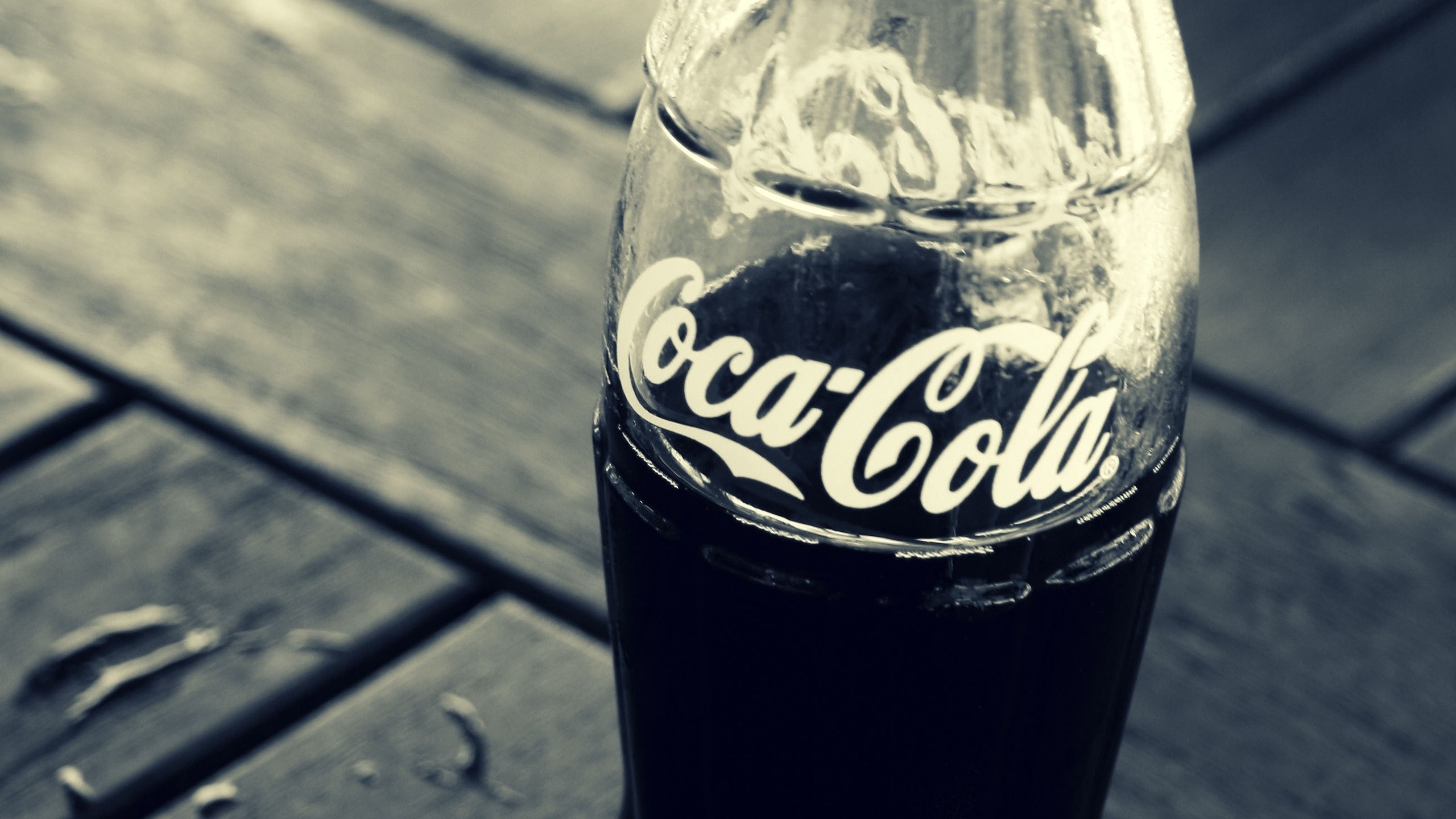 Coca Cola, Soda bottle, Classic brand, Refreshing carbonated drink, 2560x1440 HD Desktop