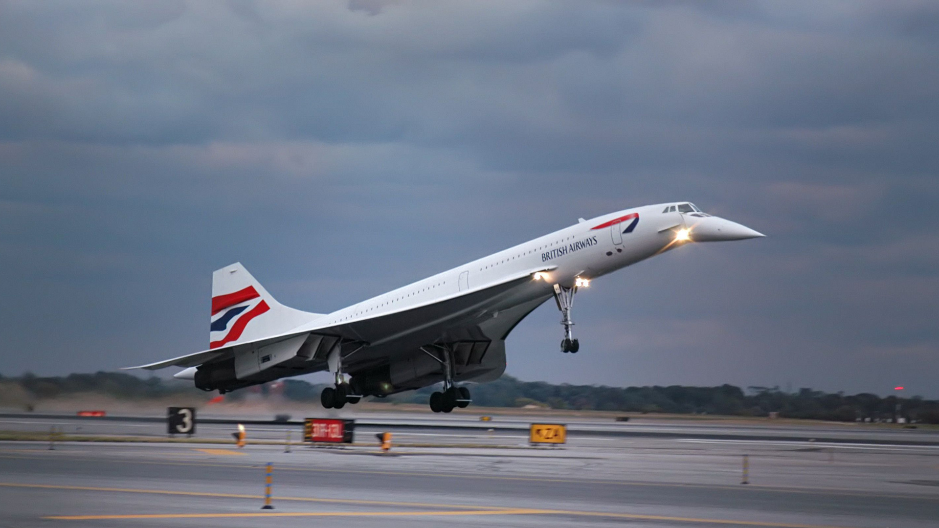 Aircraft: The Aérospatiale/BAC Concorde, Supersonic airliner. 1920x1080 Full HD Wallpaper.