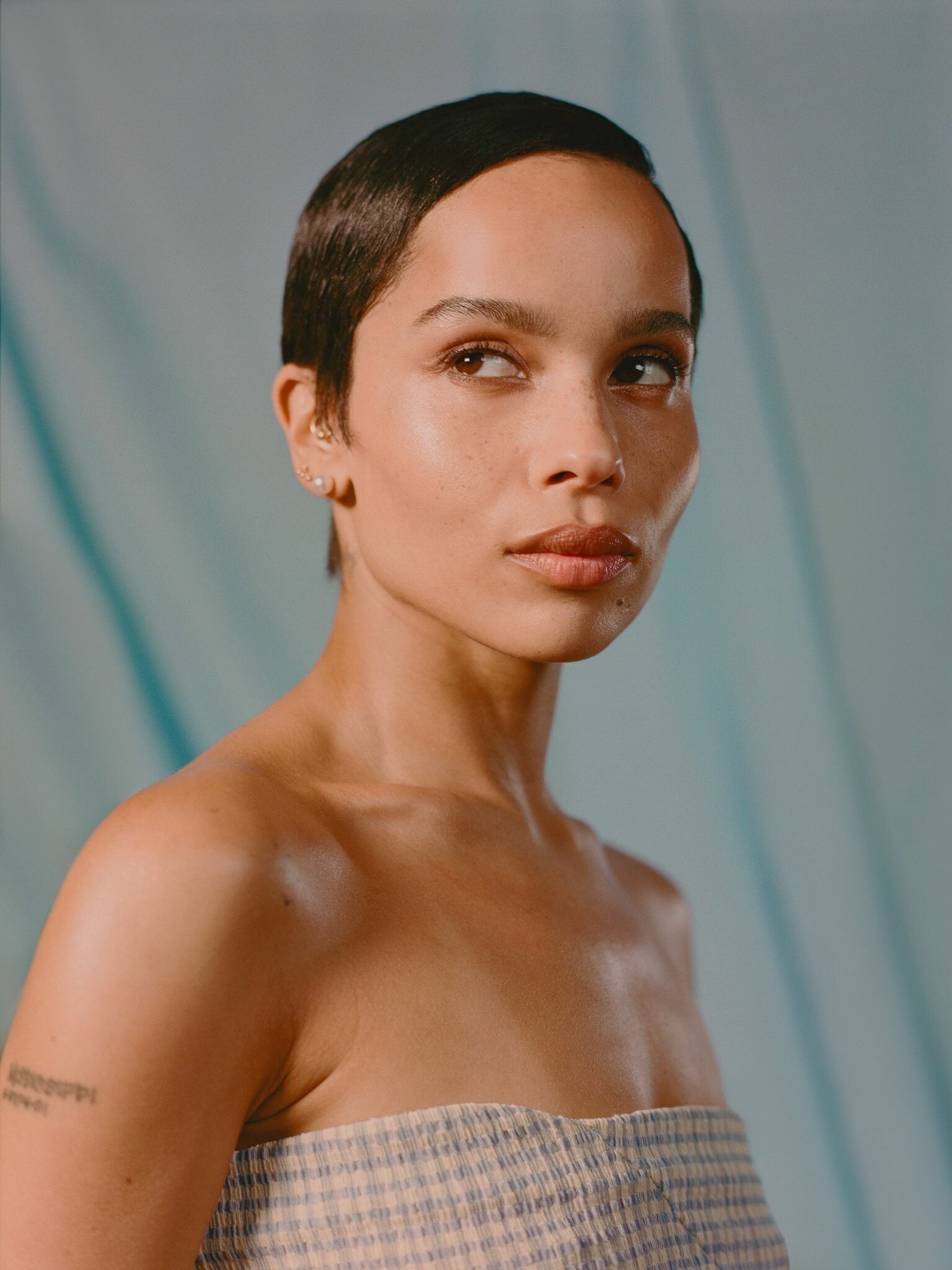 Zoe Kravitz: The face of YSL Beaute, Starred in campaigns for Vera Wang, Balenciaga. 1540x2050 HD Background.