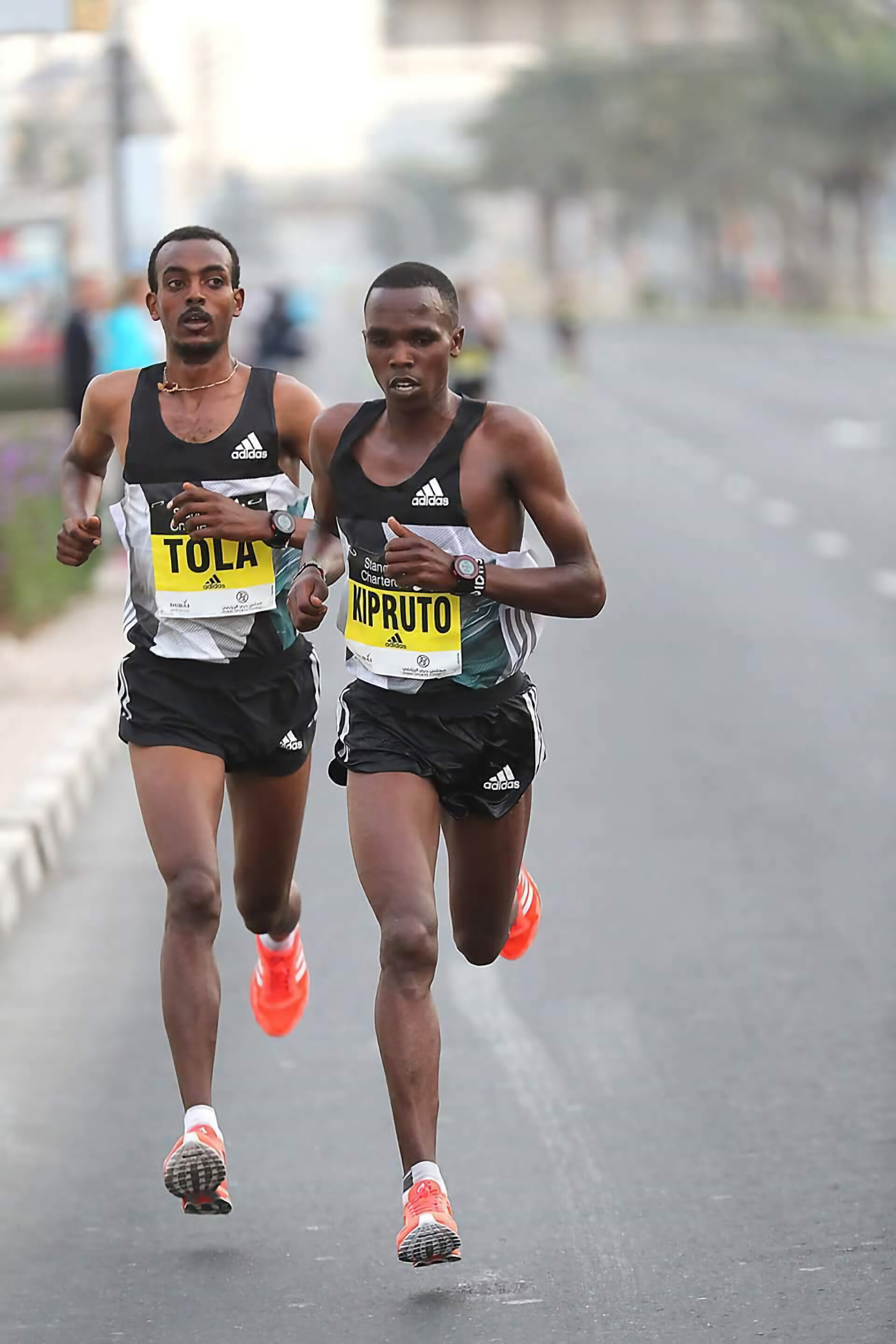 Amos Kipruto, Running sensation, Marathon medal contender, Unstoppable endurance, 1920x2880 HD Handy