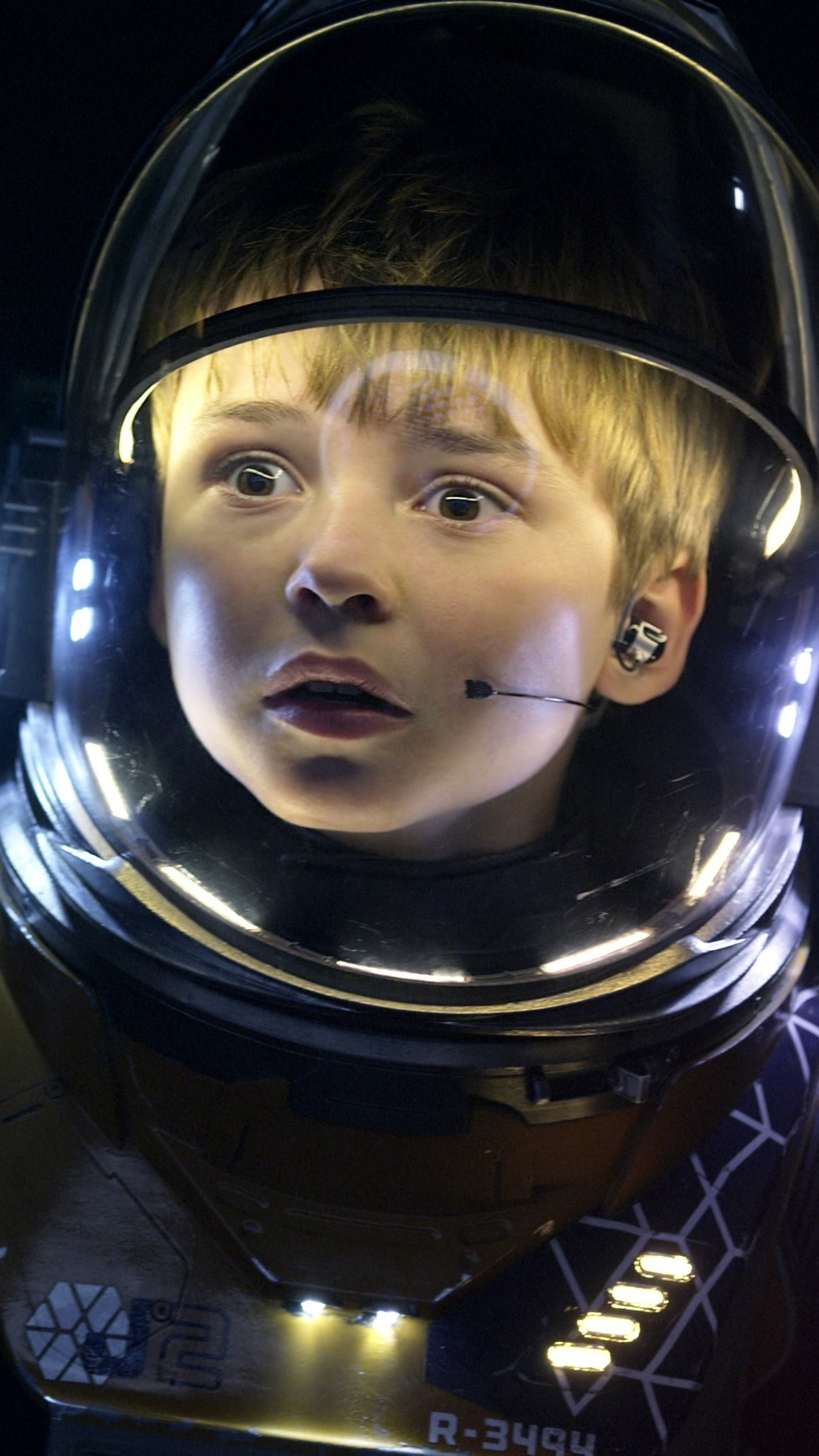 Max Jenkins, Lost in Space, Sony Xperia, HD 4K wallpapers, 2160x3840 4K Phone