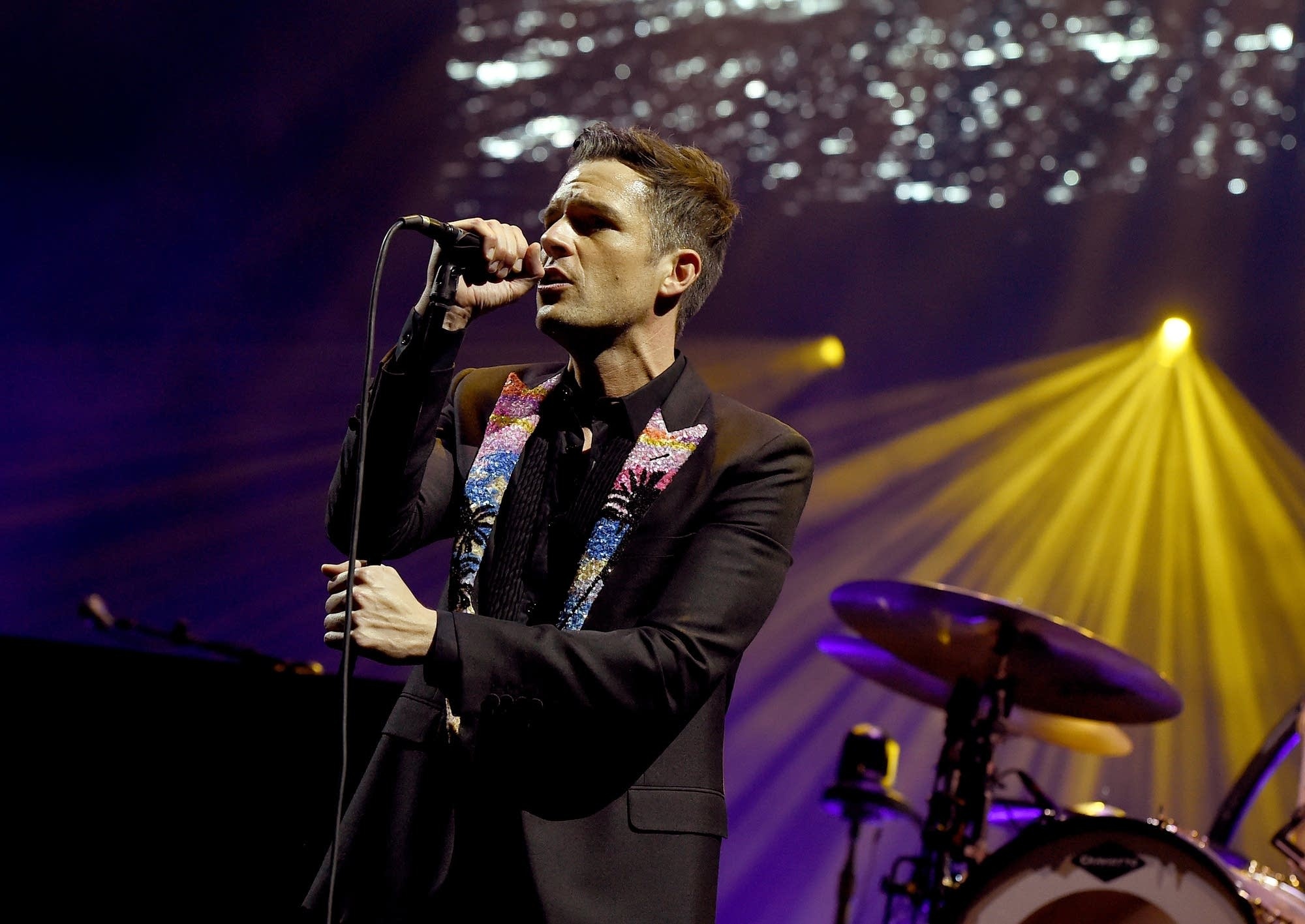 The Killers band, Music and art, Iconic music, 2000x1420 HD Desktop