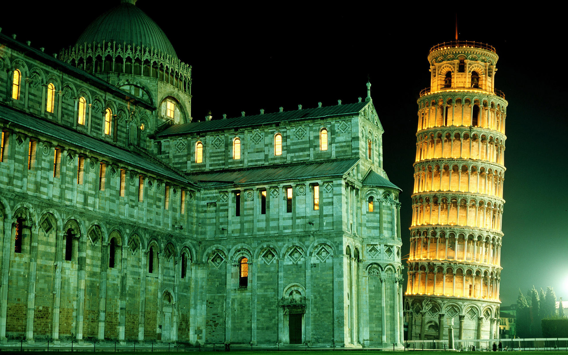 Wide-screen Mortalglobe, Tower of Pisa, Travel photography, Breath-taking views, 1920x1200 HD Desktop