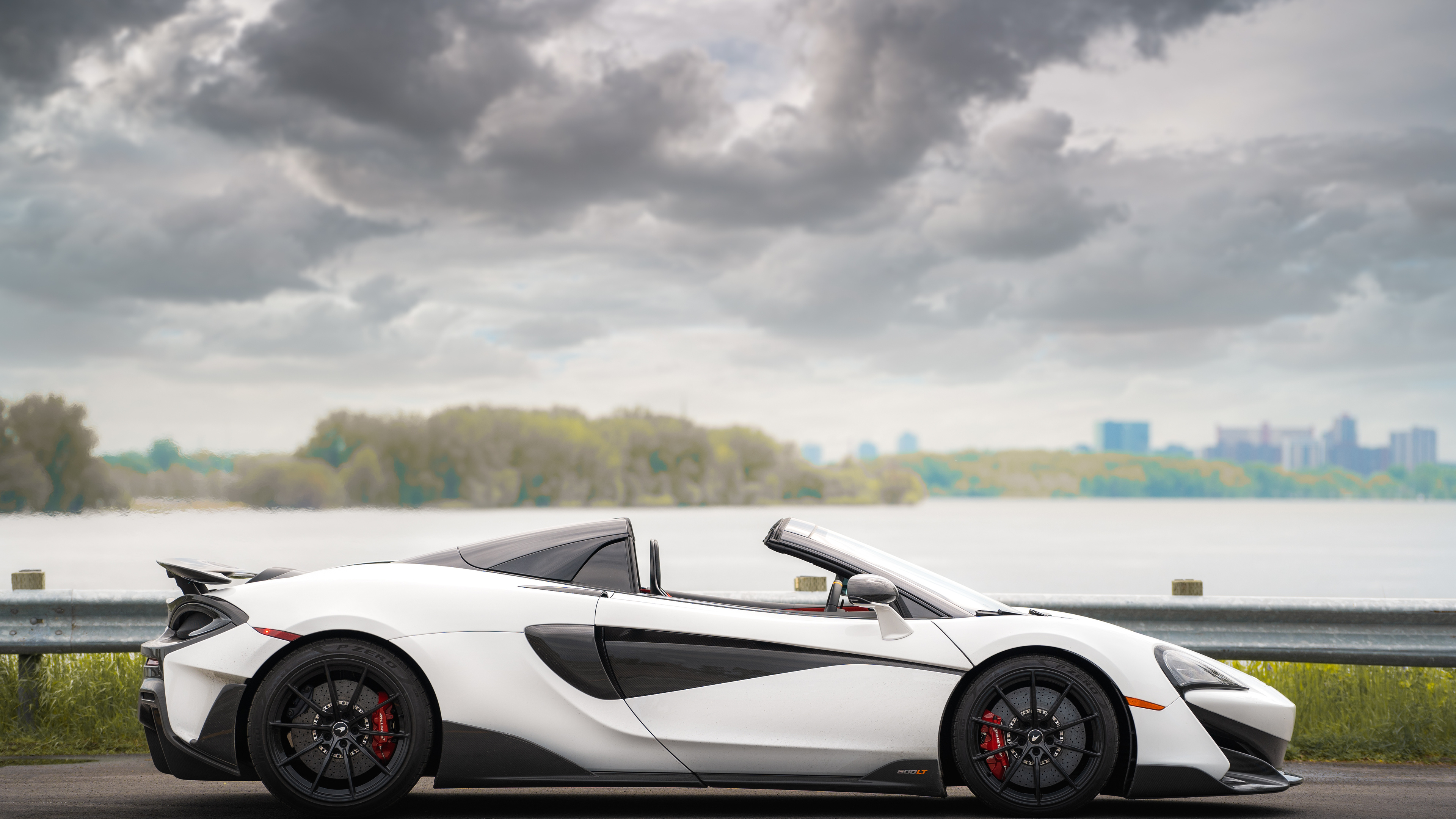 McLaren 600LT, 2020 release, Stunning 4K HD wallpapers, Luxury sports car, 3840x2160 4K Desktop