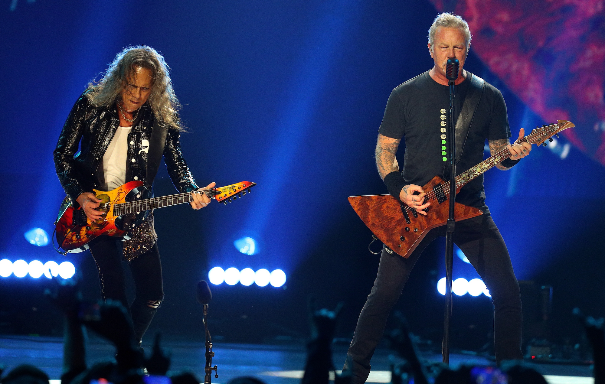 Kirk Hammett, Metallica's landmark concerts, Amazon livestream, 2000x1270 HD Desktop