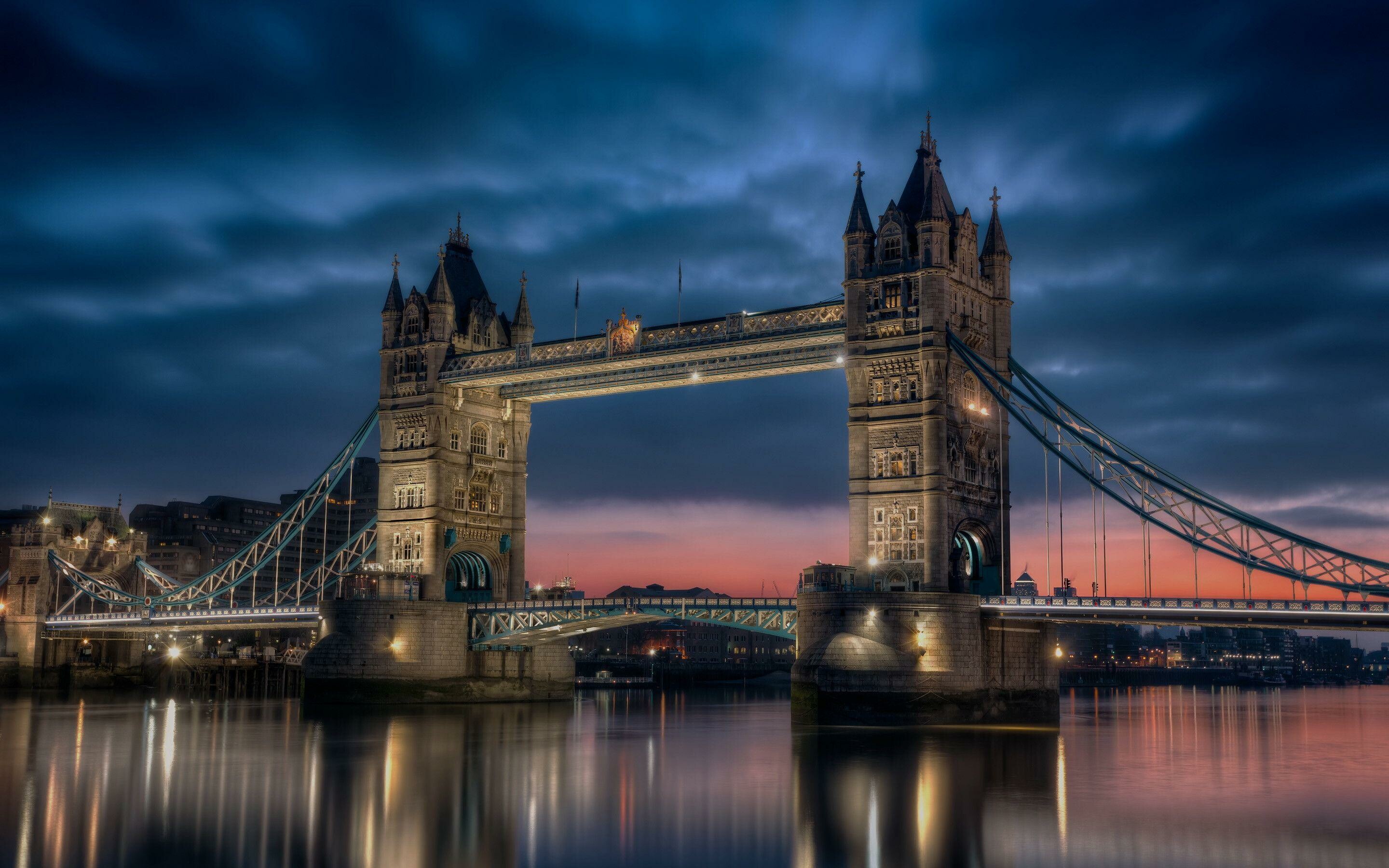 Tower Bridge: Opened by Edward, Prince of Wales, and Alexandra, Princess of Wales in 1894. 2880x1800 HD Background.